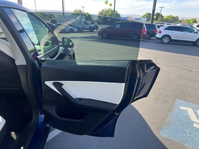 2022 Deep Blue Metallic /White/Black Tesla Model Y Long Range Dual Motor All-Wheel Drive (7SAYGAEE2NF) with an ELECTRIC engine, Electric transmission, located at 1865 East Red Hills Pkwy, St. George, 84770, (435) 628-0023, 37.120850, -113.543640 - Photo#25