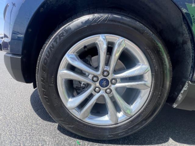 2017 Blue Jeans Metallic /Ebony Ford Edge SEL (2FMPK3J89HB) , Automatic transmission, located at 1865 East Red Hills Pkwy, St. George, 84770, (435) 628-0023, 37.120850, -113.543640 - We specialize in helping ALL people get the best financing available. No matter your credit score, good, bad or none we can get you an amazing rate. Had a bankruptcy, divorce, or repossessions? We give you the green light to get your credit back on the road. Low down and affordable payments that fit - Photo#11