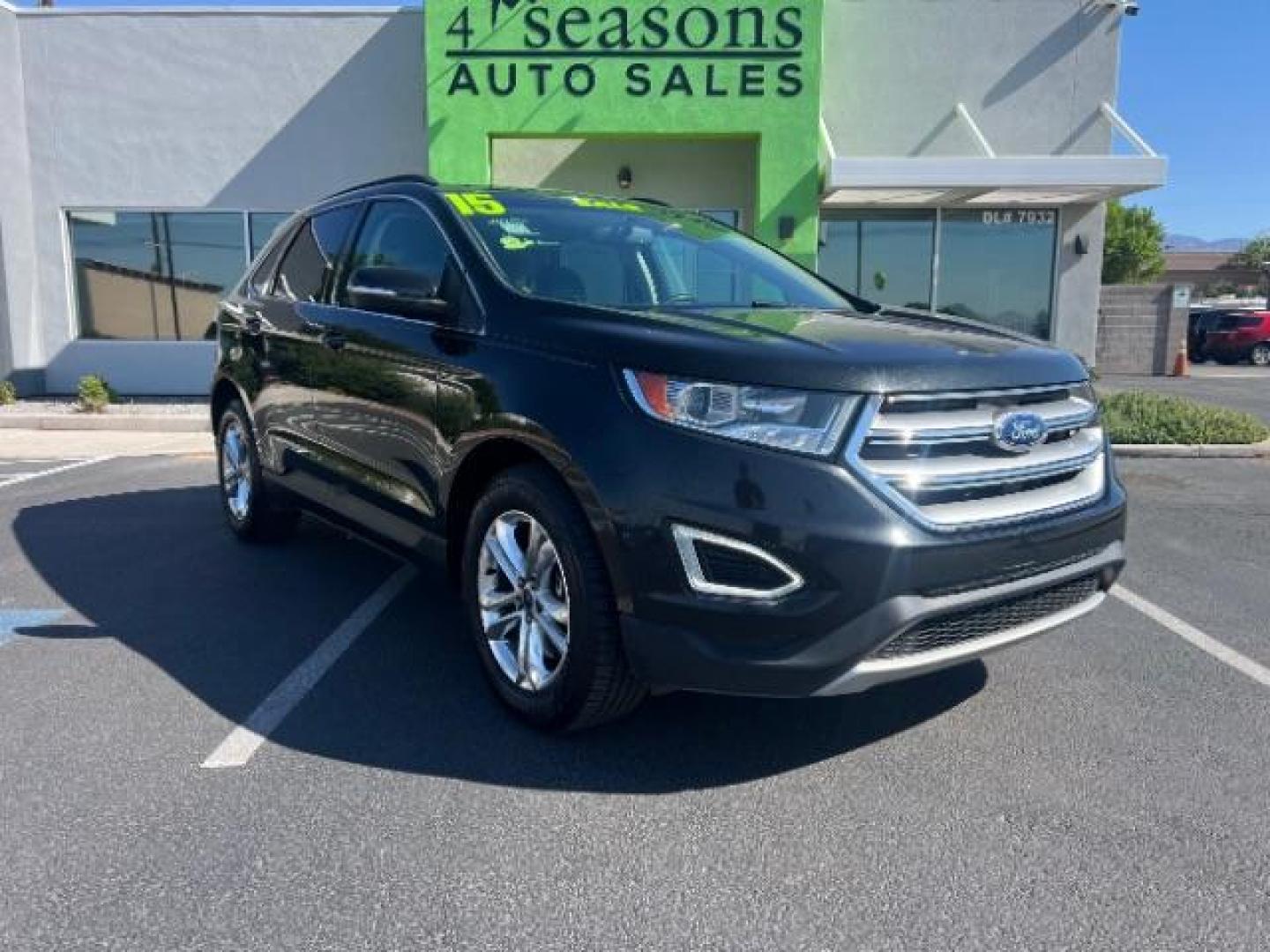 2015 Tuxedo Black Metallic /Ebony Ford Edge SEL (2FMTK4J8XFB) , Automatic transmission, located at 1865 East Red Hills Pkwy, St. George, 84770, (435) 628-0023, 37.120850, -113.543640 - We specialize in helping ALL people get the best financing available. No matter your credit score, good, bad or none we can get you an amazing rate. Had a bankruptcy, divorce, or repossessions? We give you the green light to get your credit back on the road. Low down and affordable payments that fit- Photo#0