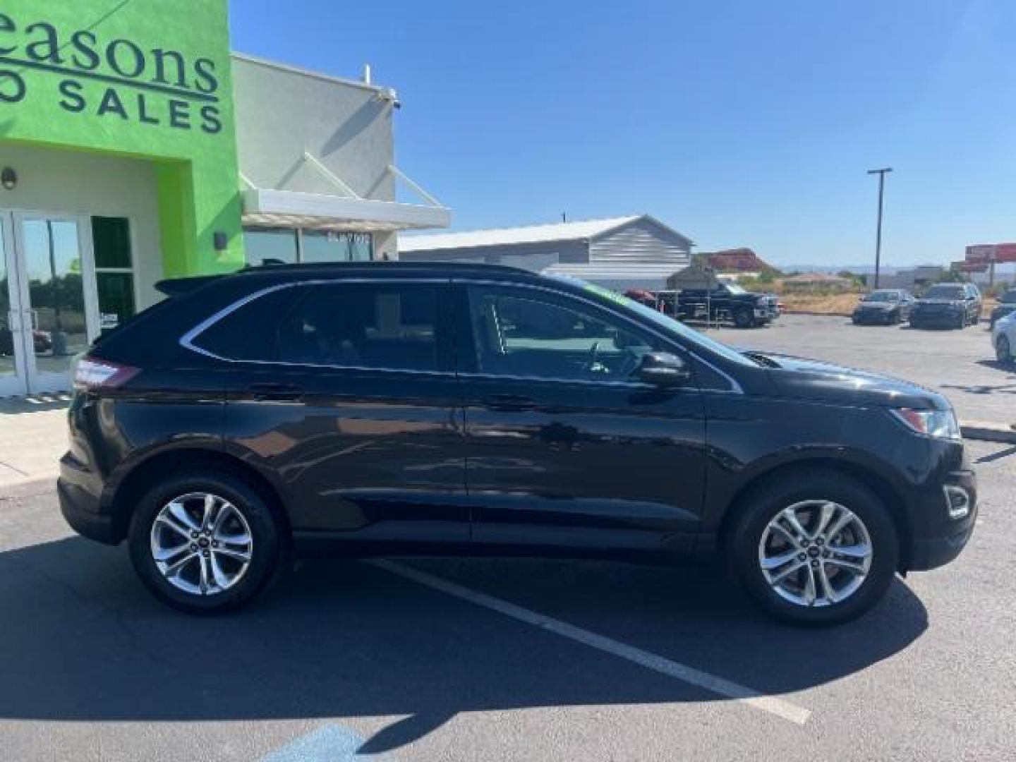 2015 Tuxedo Black Metallic /Ebony Ford Edge SEL (2FMTK4J8XFB) , Automatic transmission, located at 1865 East Red Hills Pkwy, St. George, 84770, (435) 628-0023, 37.120850, -113.543640 - We specialize in helping ALL people get the best financing available. No matter your credit score, good, bad or none we can get you an amazing rate. Had a bankruptcy, divorce, or repossessions? We give you the green light to get your credit back on the road. Low down and affordable payments that fit- Photo#7