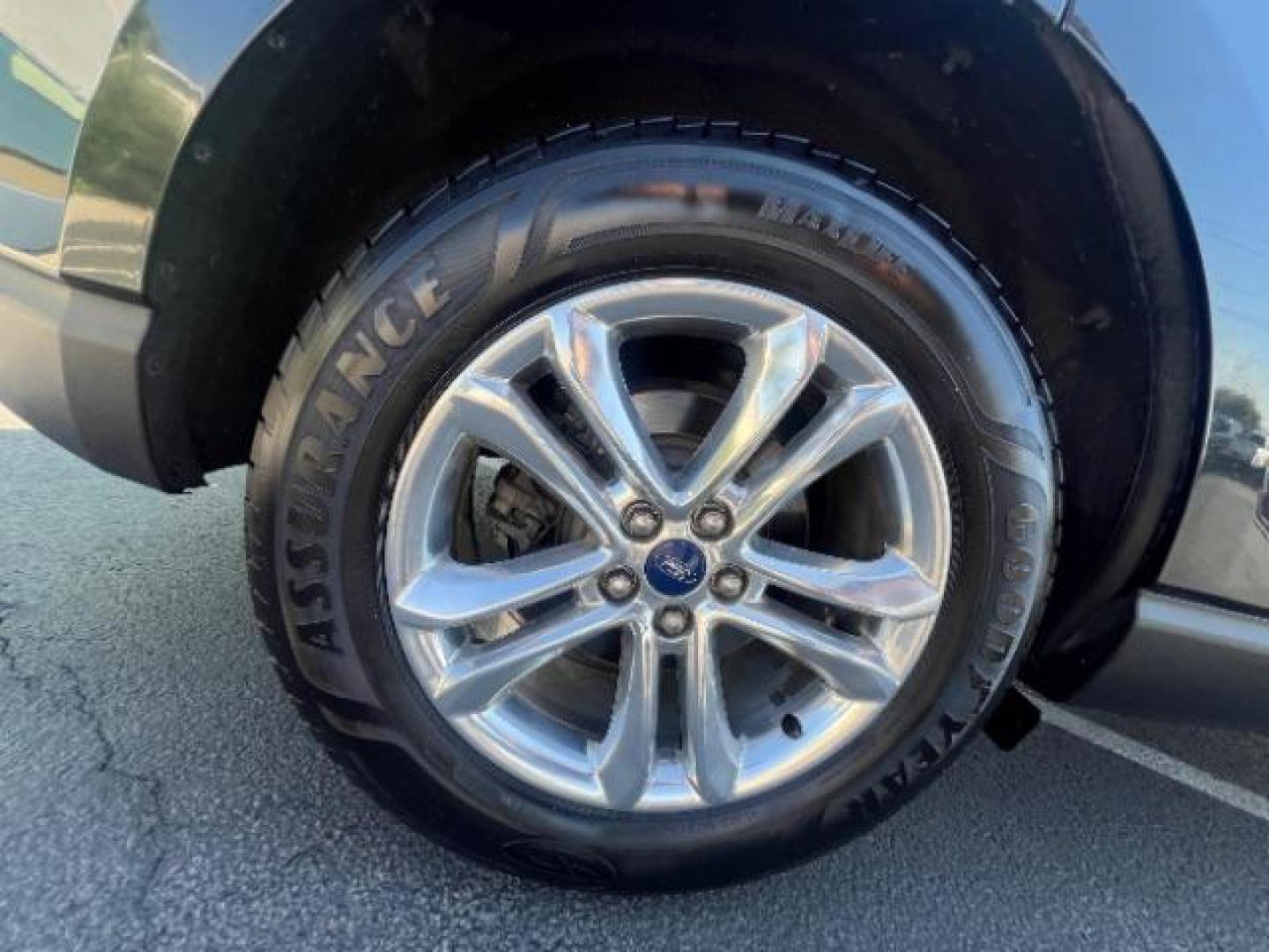 2015 Tuxedo Black Metallic /Ebony Ford Edge SEL (2FMTK4J8XFB) , Automatic transmission, located at 1865 East Red Hills Pkwy, St. George, 84770, (435) 628-0023, 37.120850, -113.543640 - We specialize in helping ALL people get the best financing available. No matter your credit score, good, bad or none we can get you an amazing rate. Had a bankruptcy, divorce, or repossessions? We give you the green light to get your credit back on the road. Low down and affordable payments that fit- Photo#8