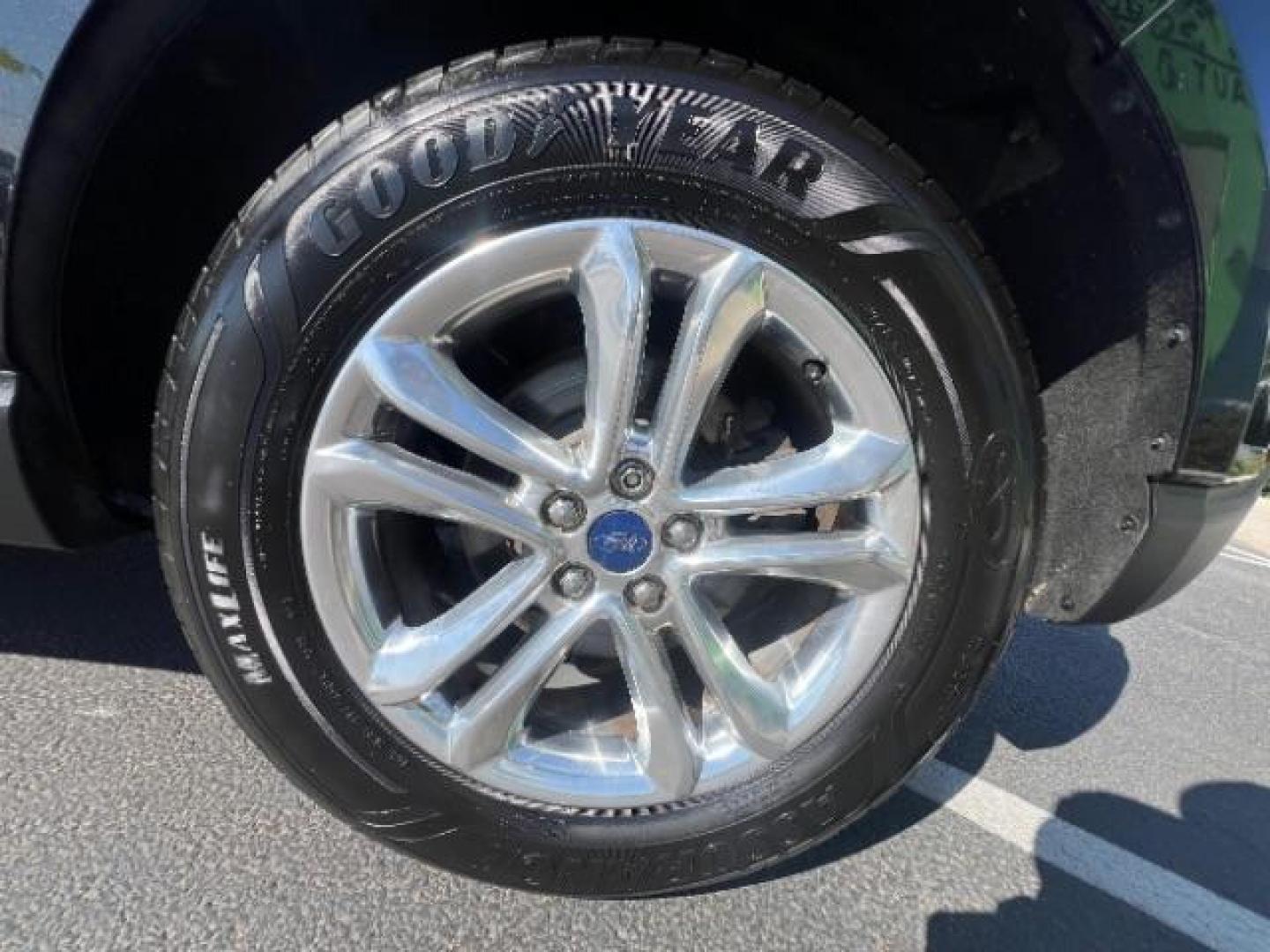 2015 Tuxedo Black Metallic /Ebony Ford Edge SEL (2FMTK4J8XFB) , Automatic transmission, located at 1865 East Red Hills Pkwy, St. George, 84770, (435) 628-0023, 37.120850, -113.543640 - We specialize in helping ALL people get the best financing available. No matter your credit score, good, bad or none we can get you an amazing rate. Had a bankruptcy, divorce, or repossessions? We give you the green light to get your credit back on the road. Low down and affordable payments that fit- Photo#11