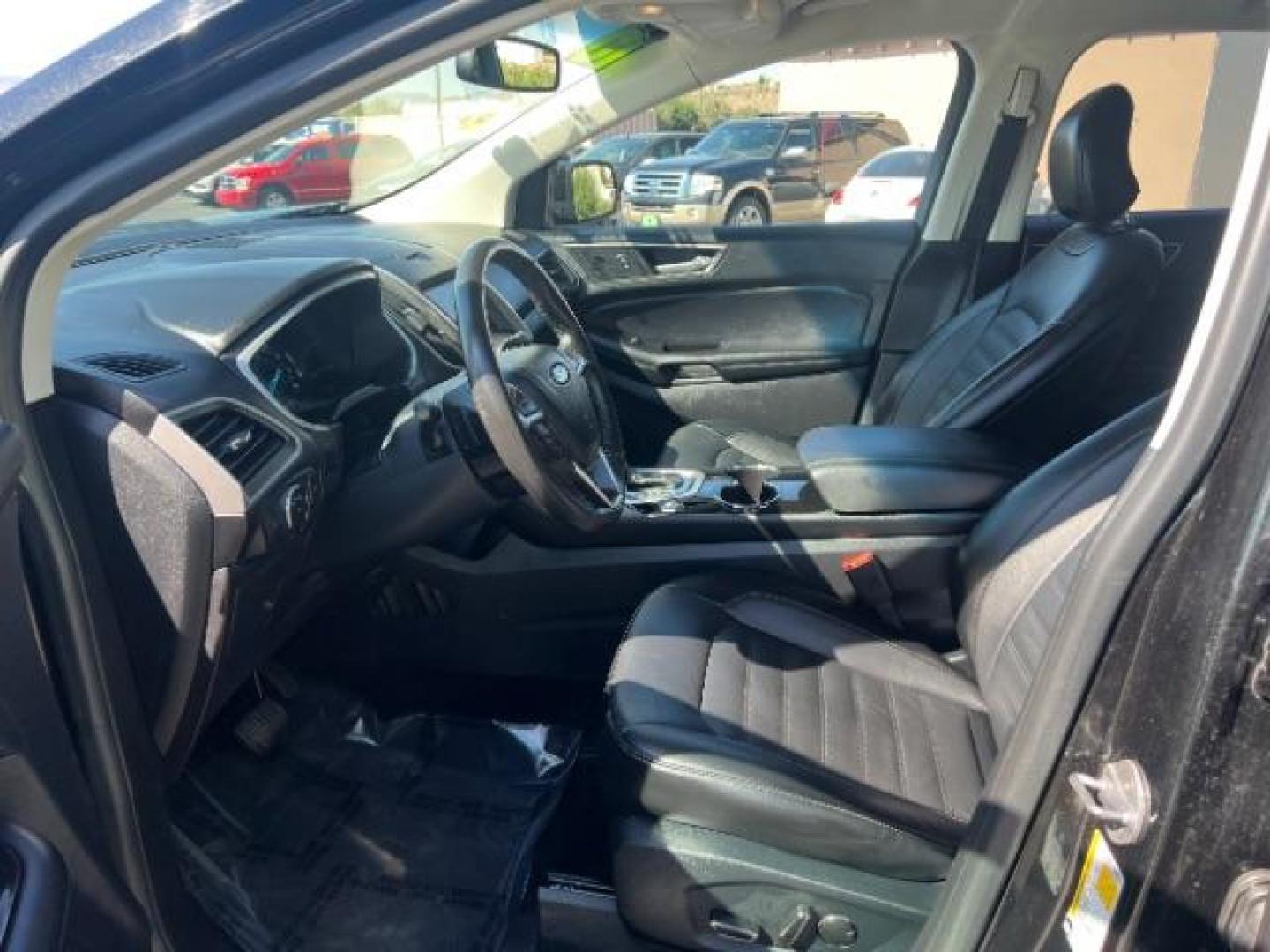 2015 Tuxedo Black Metallic /Ebony Ford Edge SEL (2FMTK4J8XFB) , Automatic transmission, located at 1865 East Red Hills Pkwy, St. George, 84770, (435) 628-0023, 37.120850, -113.543640 - We specialize in helping ALL people get the best financing available. No matter your credit score, good, bad or none we can get you an amazing rate. Had a bankruptcy, divorce, or repossessions? We give you the green light to get your credit back on the road. Low down and affordable payments that fit- Photo#14