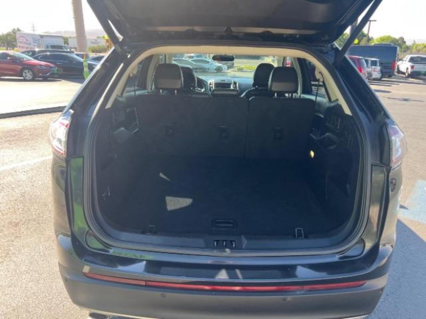 2015 Tuxedo Black Metallic /Ebony Ford Edge SEL (2FMTK4J8XFB) , Automatic transmission, located at 1865 East Red Hills Pkwy, St. George, 84770, (435) 628-0023, 37.120850, -113.543640 - We specialize in helping ALL people get the best financing available. No matter your credit score, good, bad or none we can get you an amazing rate. Had a bankruptcy, divorce, or repossessions? We give you the green light to get your credit back on the road. Low down and affordable payments that fit- Photo#24