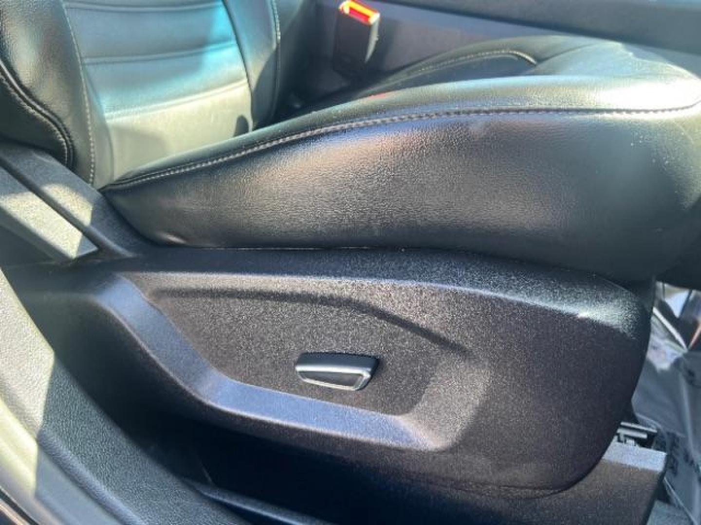 2015 Tuxedo Black Metallic /Ebony Ford Edge SEL (2FMTK4J8XFB) , Automatic transmission, located at 1865 East Red Hills Pkwy, St. George, 84770, (435) 628-0023, 37.120850, -113.543640 - We specialize in helping ALL people get the best financing available. No matter your credit score, good, bad or none we can get you an amazing rate. Had a bankruptcy, divorce, or repossessions? We give you the green light to get your credit back on the road. Low down and affordable payments that fit- Photo#28
