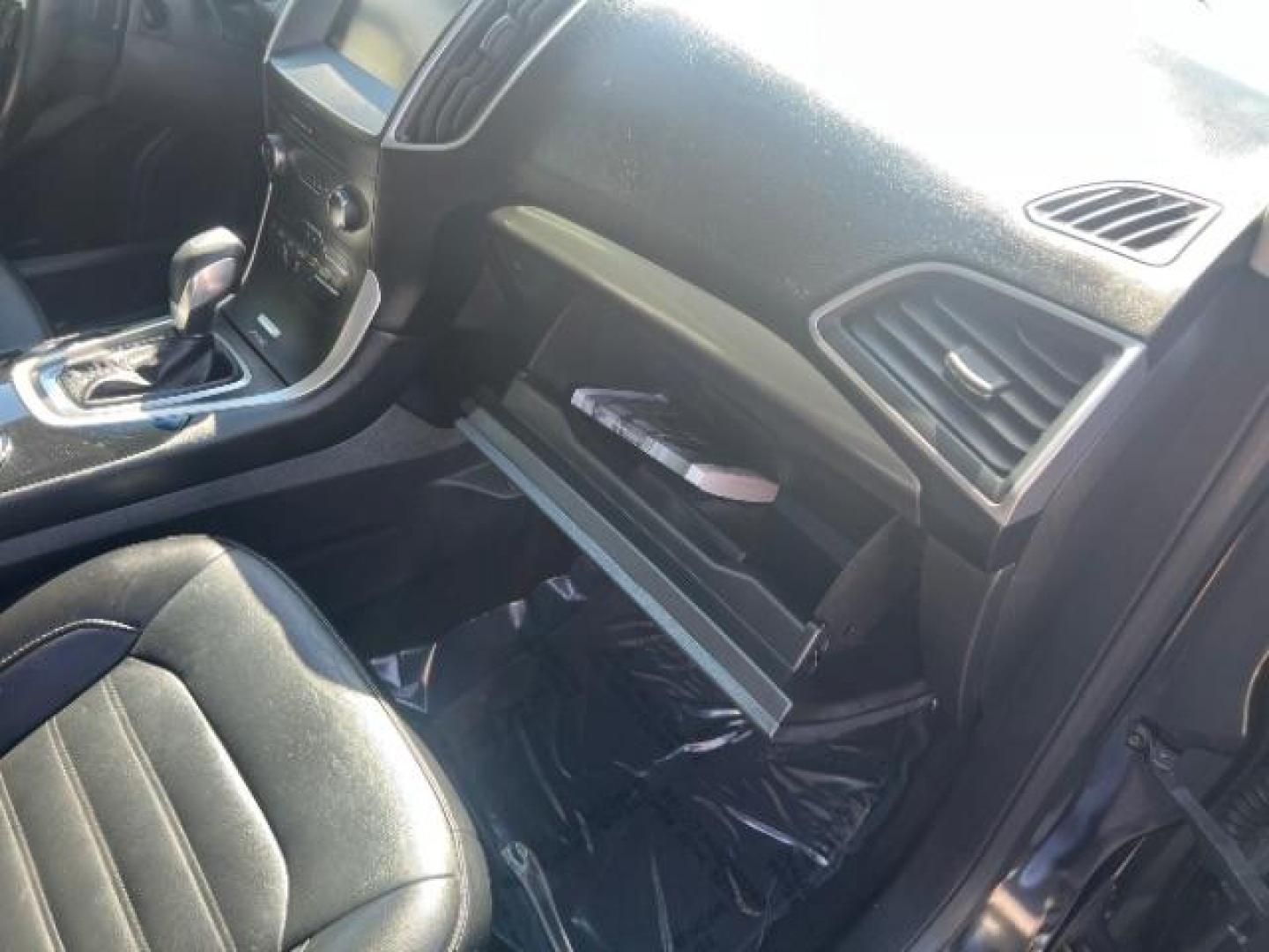 2015 Tuxedo Black Metallic /Ebony Ford Edge SEL (2FMTK4J8XFB) , Automatic transmission, located at 1865 East Red Hills Pkwy, St. George, 84770, (435) 628-0023, 37.120850, -113.543640 - We specialize in helping ALL people get the best financing available. No matter your credit score, good, bad or none we can get you an amazing rate. Had a bankruptcy, divorce, or repossessions? We give you the green light to get your credit back on the road. Low down and affordable payments that fit- Photo#29