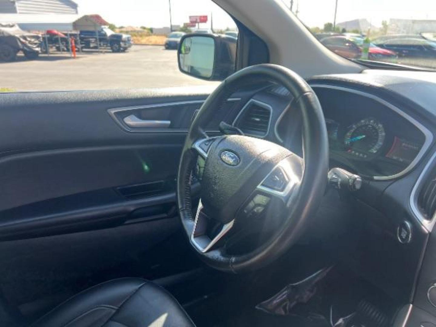 2015 Tuxedo Black Metallic /Ebony Ford Edge SEL (2FMTK4J8XFB) , Automatic transmission, located at 1865 East Red Hills Pkwy, St. George, 84770, (435) 628-0023, 37.120850, -113.543640 - We specialize in helping ALL people get the best financing available. No matter your credit score, good, bad or none we can get you an amazing rate. Had a bankruptcy, divorce, or repossessions? We give you the green light to get your credit back on the road. Low down and affordable payments that fit- Photo#30