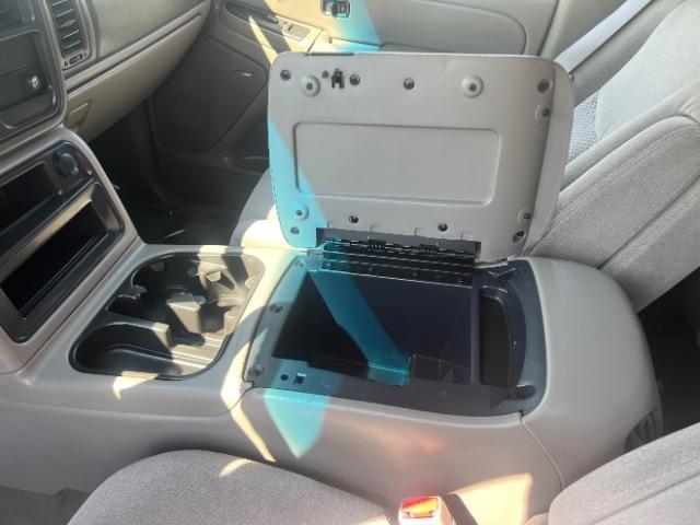 2006 Silver Birch Metallic /Gray/Dark Charcoal Chevrolet Avalanche 1500 Z66 (3GNEC12ZX6G) , Automatic transmission, located at 1865 East Red Hills Pkwy, St. George, 84770, (435) 628-0023, 37.120850, -113.543640 - We specialize in helping ALL people get the best financing available. No matter your credit score, good, bad or none we can get you an amazing rate. Had a bankruptcy, divorce, or repossessions? We give you the green light to get your credit back on the road. Low down and affordable payments that fit - Photo#17