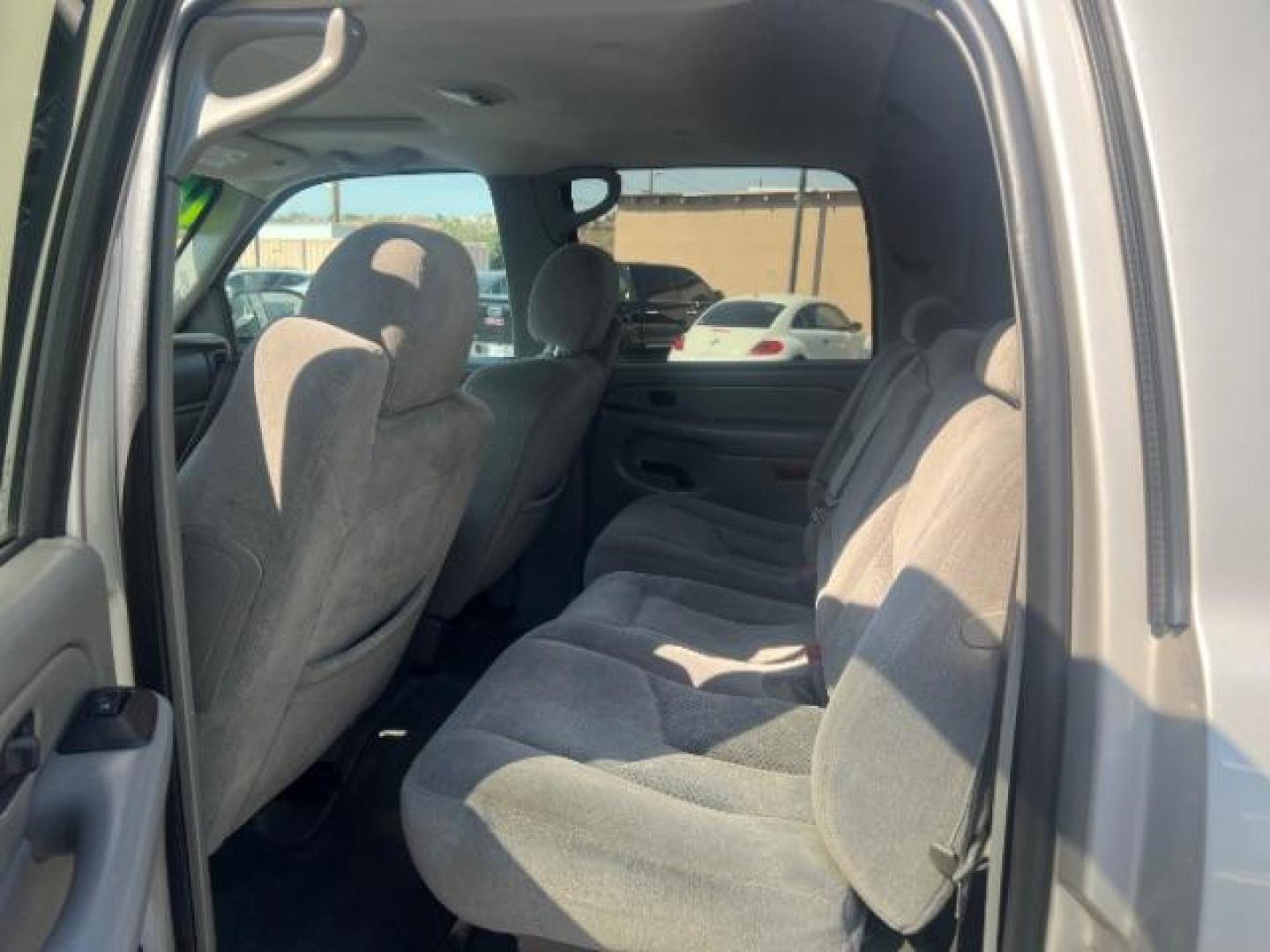 2006 Silver Birch Metallic /Gray/Dark Charcoal Chevrolet Avalanche 1500 Z66 (3GNEC12ZX6G) , Automatic transmission, located at 940 North Main Street, Cedar City, UT, 84720, (435) 628-0023, 37.692936, -113.061897 - We specialize in helping ALL people get the best financing available. No matter your credit score, good, bad or none we can get you an amazing rate. Had a bankruptcy, divorce, or repossessions? We give you the green light to get your credit back on the road. Low down and affordable payments that fit- Photo#19