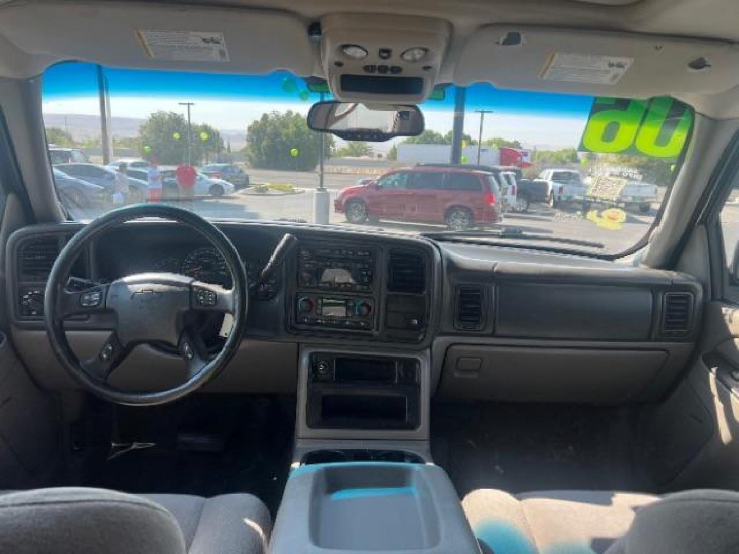 2006 Silver Birch Metallic /Gray/Dark Charcoal Chevrolet Avalanche 1500 Z66 (3GNEC12ZX6G) , Automatic transmission, located at 940 North Main Street, Cedar City, UT, 84720, (435) 628-0023, 37.692936, -113.061897 - We specialize in helping ALL people get the best financing available. No matter your credit score, good, bad or none we can get you an amazing rate. Had a bankruptcy, divorce, or repossessions? We give you the green light to get your credit back on the road. Low down and affordable payments that fit- Photo#21