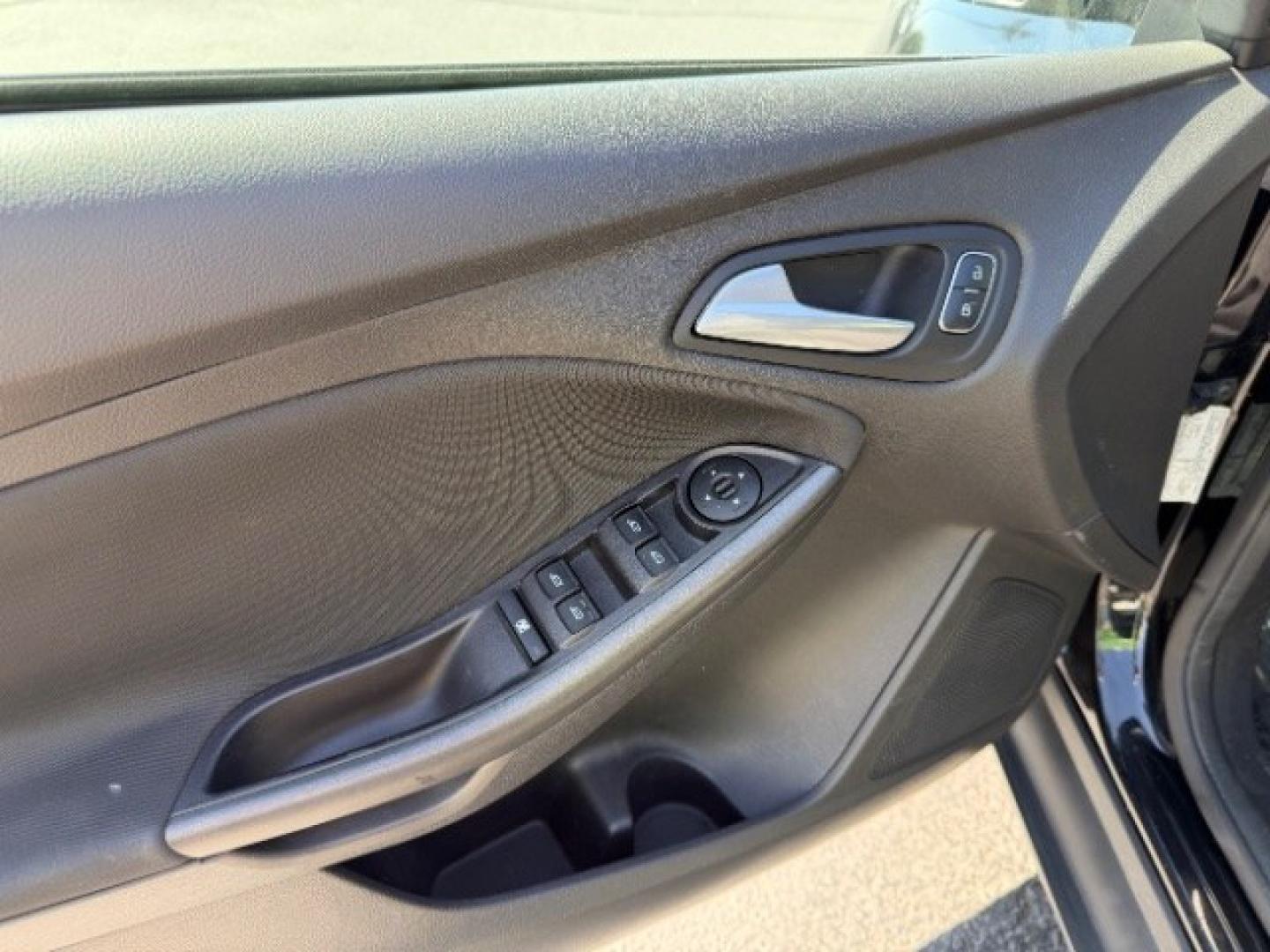 2017 Shadow Black /Charcoal Black Ford Focus SEL (1FADP3M26HL) with an 2L I-4 gasoline direct injection engine, Automatic transmission, located at 1865 East Red Hills Pkwy, St. George, 84770, (435) 628-0023, 37.120850, -113.543640 - We specialize in helping ALL people get the best financing available. No matter your credit score, good, bad or none we can get you an amazing rate. Had a bankruptcy, divorce, or repossessions? We give you the green light to get your credit back on the road. Low down and affordable payments that fit- Photo#19
