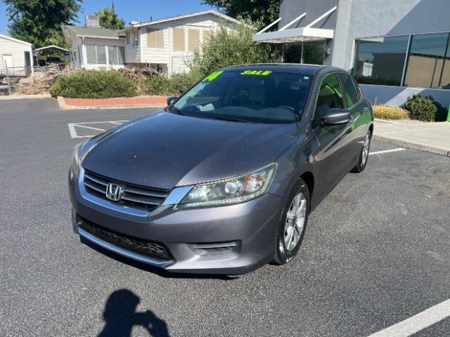 2014 Modern Steel Metallic /Gray Honda Accord LX (1HGCR2F35EA) with an 2.4L I-4 gasoline direct injection engine, Automatic transmission, located at 940 North Main Street, Cedar City, UT, 84720, (435) 628-0023, 37.692936, -113.061897 - We specialize in helping ALL people get the best financing available. No matter your credit score, good, bad or none we can get you an amazing rate. Had a bankruptcy, divorce, or repossessions? We give you the green light to get your credit back on the road. Low down and affordable payments that fit- Photo#2