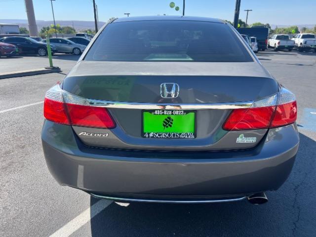 2014 Modern Steel Metallic /Gray Honda Accord LX (1HGCR2F35EA) with an 2.4L I-4 gasoline direct injection engine, Automatic transmission, located at 940 North Main Street, Cedar City, UT, 84720, (435) 628-0023, 37.692936, -113.061897 - We specialize in helping ALL people get the best financing available. No matter your credit score, good, bad or none we can get you an amazing rate. Had a bankruptcy, divorce, or repossessions? We give you the green light to get your credit back on the road. Low down and affordable payments that fit- Photo#5