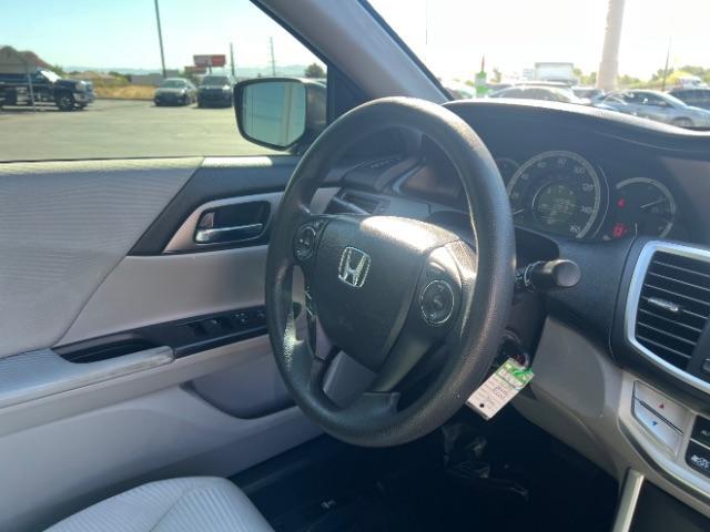 2014 Modern Steel Metallic /Gray Honda Accord LX (1HGCR2F35EA) with an 2.4L I-4 gasoline direct injection engine, Automatic transmission, located at 940 North Main Street, Cedar City, UT, 84720, (435) 628-0023, 37.692936, -113.061897 - We specialize in helping ALL people get the best financing available. No matter your credit score, good, bad or none we can get you an amazing rate. Had a bankruptcy, divorce, or repossessions? We give you the green light to get your credit back on the road. Low down and affordable payments that fit- Photo#30