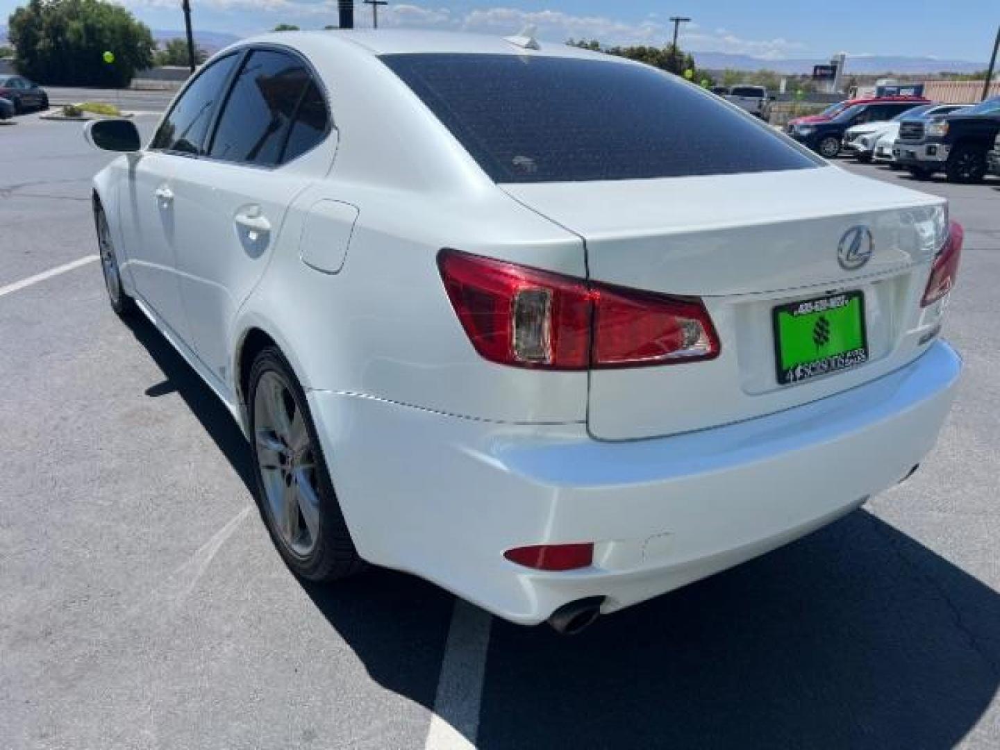 2012 White /Beige Lexus IS 250 250 RWD Manual (JTHBF5C22C5) , Automatic transmission, located at 1865 East Red Hills Pkwy, St. George, 84770, (435) 628-0023, 37.120850, -113.543640 - We specialize in helping ALL people get the best financing available. No matter your credit score, good, bad or none we can get you an amazing rate. Had a bankruptcy, divorce, or repossessions? We give you the green light to get your credit back on the road. Low down and affordable payments that fit - Photo#4