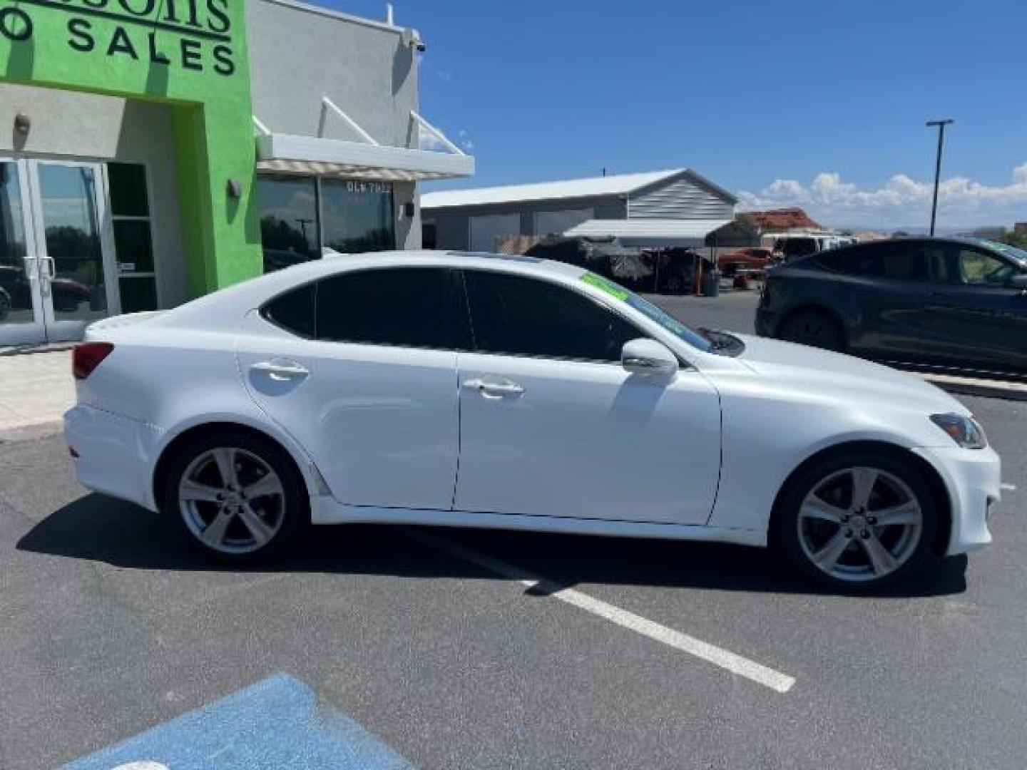 2012 White /Beige Lexus IS 250 250 RWD Manual (JTHBF5C22C5) , Automatic transmission, located at 1865 East Red Hills Pkwy, St. George, 84770, (435) 628-0023, 37.120850, -113.543640 - We specialize in helping ALL people get the best financing available. No matter your credit score, good, bad or none we can get you an amazing rate. Had a bankruptcy, divorce, or repossessions? We give you the green light to get your credit back on the road. Low down and affordable payments that fit - Photo#7