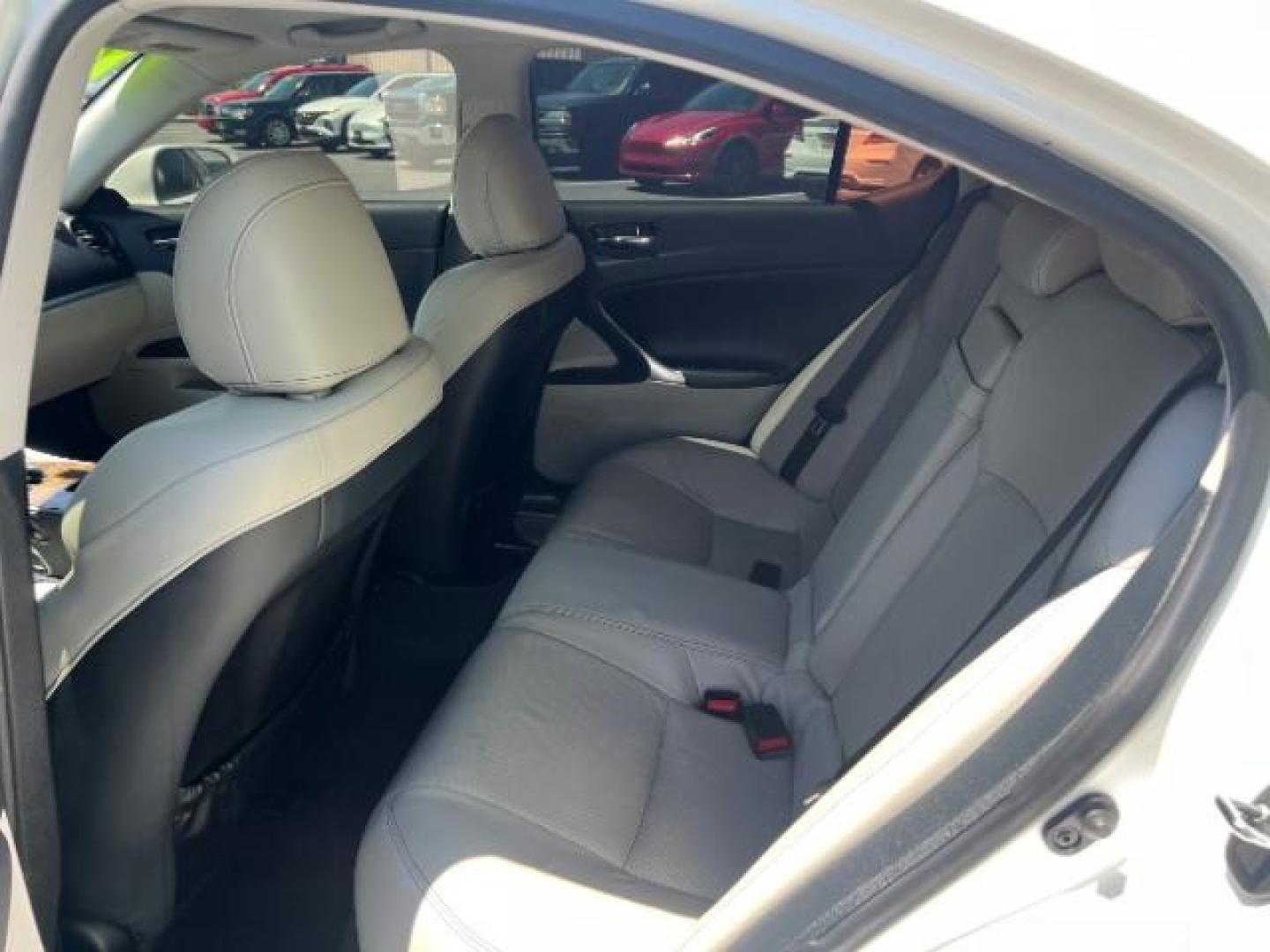 2012 White /Beige Lexus IS 250 250 RWD Manual (JTHBF5C22C5) , Automatic transmission, located at 1865 East Red Hills Pkwy, St. George, 84770, (435) 628-0023, 37.120850, -113.543640 - We specialize in helping ALL people get the best financing available. No matter your credit score, good, bad or none we can get you an amazing rate. Had a bankruptcy, divorce, or repossessions? We give you the green light to get your credit back on the road. Low down and affordable payments that fit - Photo#21