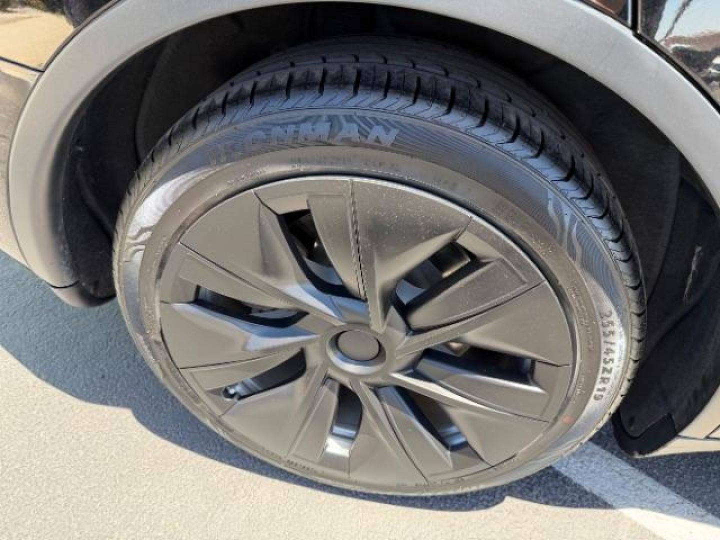 2022 Solid Black /White/Black Tesla Model Y Long Range Dual Motor All-Wheel Drive (7SAYGAEE6NF) with an ELECTRIC engine, Electric transmission, located at 1865 East Red Hills Pkwy, St. George, 84770, (435) 628-0023, 37.120850, -113.543640 - Excellent Tesla Model Y Long Range All Wheel Drive. 3rd Row, 7 Seats HW3, Interior and exterior in great condition. Small scratches and dings as pictured. Every Tesla we sell has had cabin air filter replaced, radiator cleaned, fluids topped AND comes with a mobile charging kit! Battery is healthy- Photo#7