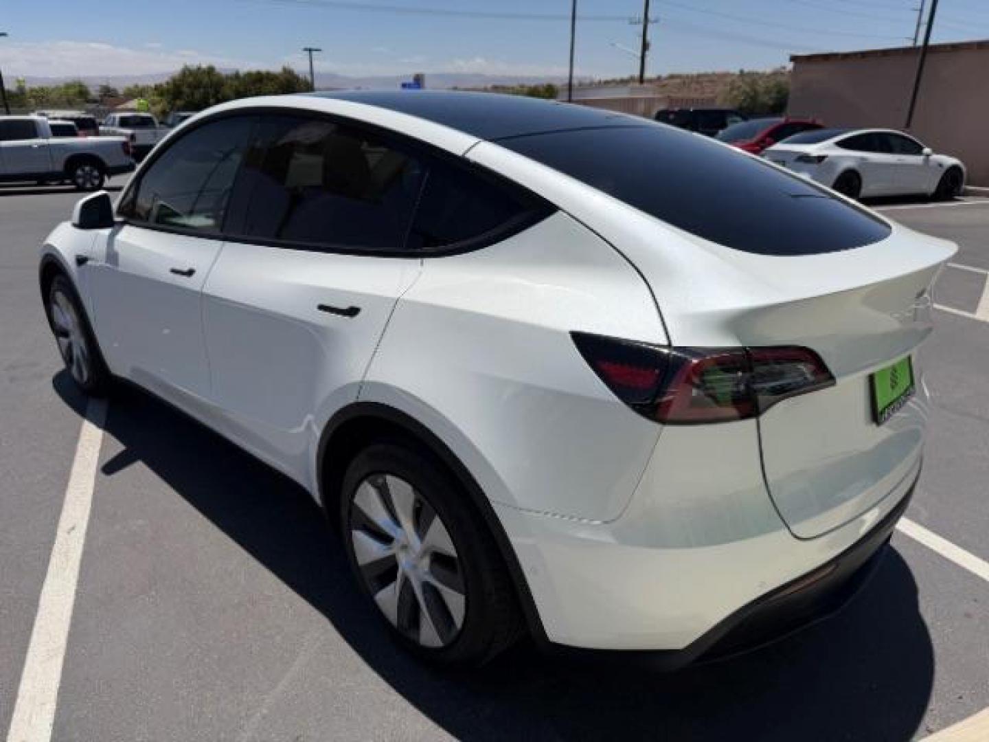 2021 Pearl White Multi-Coat /White/Black Tesla Model Y Long Range Dual Motor All-Wheel Drive (5YJYGDEE1MF) with an ELECTRIC engine, Electric transmission, located at 1865 East Red Hills Pkwy, St. George, 84770, (435) 628-0023, 37.120850, -113.543640- Photo#8