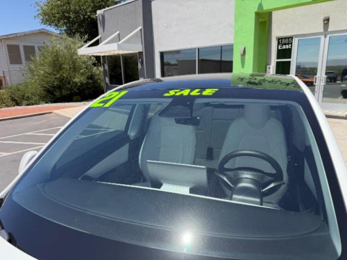 2021 Pearl White Multi-Coat /White/Black Tesla Model Y Long Range Dual Motor All-Wheel Drive (5YJYGDEE1MF) with an ELECTRIC engine, Electric transmission, located at 1865 East Red Hills Pkwy, St. George, 84770, (435) 628-0023, 37.120850, -113.543640- Photo#17