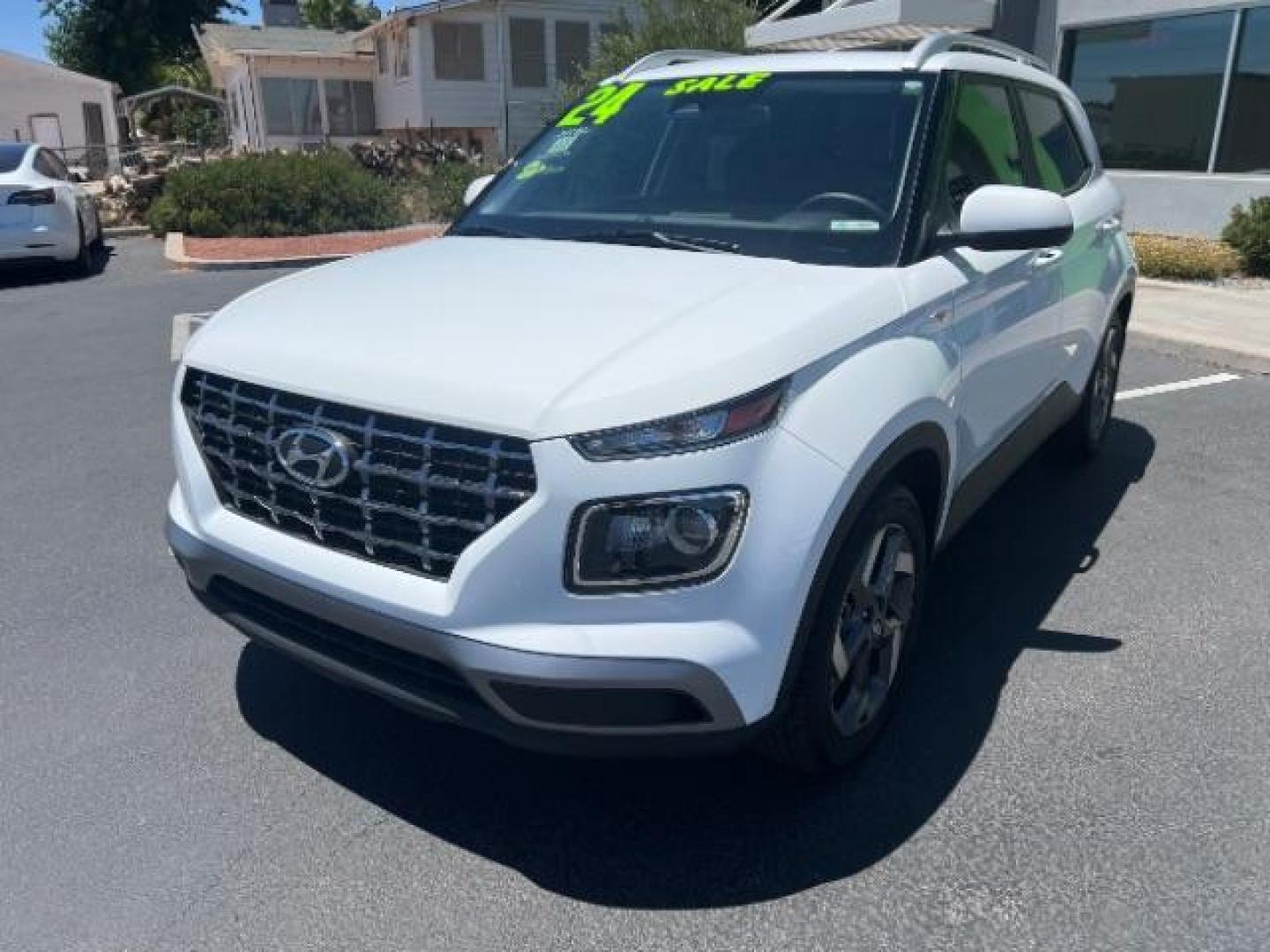 2024 Lunar White /Black Hyundai Venue SEL (KMHRC8A3XRU) with an Smartstream 1.6L I-4 DOHC engine, Automatic transmission, located at 1865 East Red Hills Pkwy, St. George, 84770, (435) 628-0023, 37.120850, -113.543640 - Photo#2