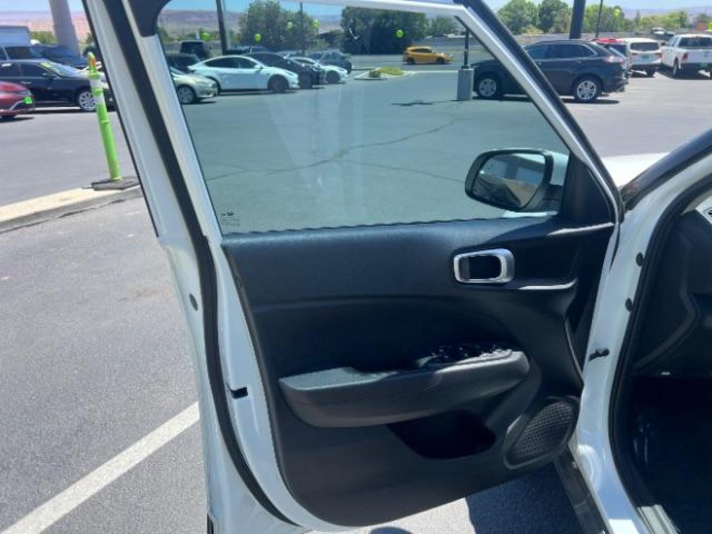 2024 Lunar White /Black Hyundai Venue SEL (KMHRC8A3XRU) with an Smartstream 1.6L I-4 DOHC engine, Automatic transmission, located at 1865 East Red Hills Pkwy, St. George, 84770, (435) 628-0023, 37.120850, -113.543640 - Photo#12