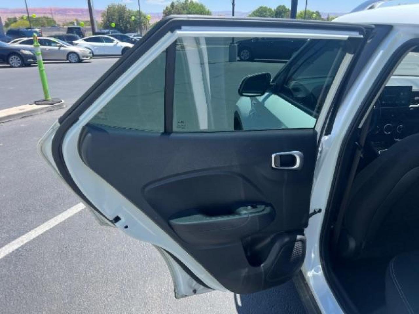 2024 Lunar White /Black Hyundai Venue SEL (KMHRC8A3XRU) with an Smartstream 1.6L I-4 DOHC engine, Automatic transmission, located at 1865 East Red Hills Pkwy, St. George, 84770, (435) 628-0023, 37.120850, -113.543640 - Photo#20