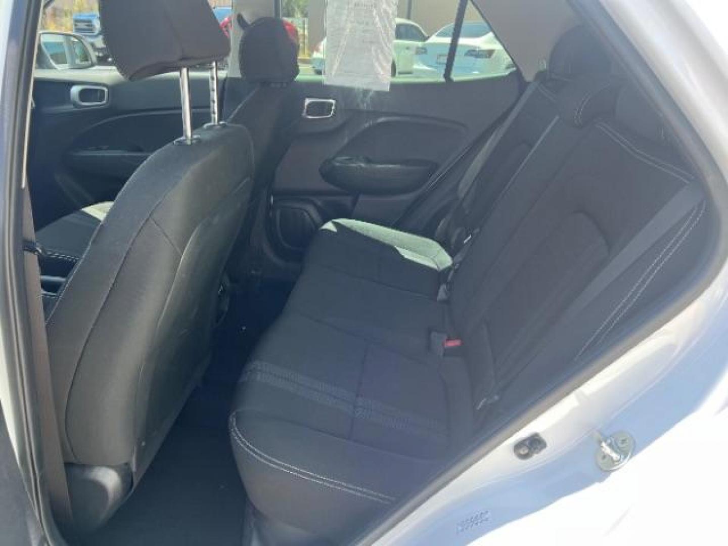 2024 Lunar White /Black Hyundai Venue SEL (KMHRC8A3XRU) with an Smartstream 1.6L I-4 DOHC engine, Automatic transmission, located at 1865 East Red Hills Pkwy, St. George, 84770, (435) 628-0023, 37.120850, -113.543640 - Photo#21