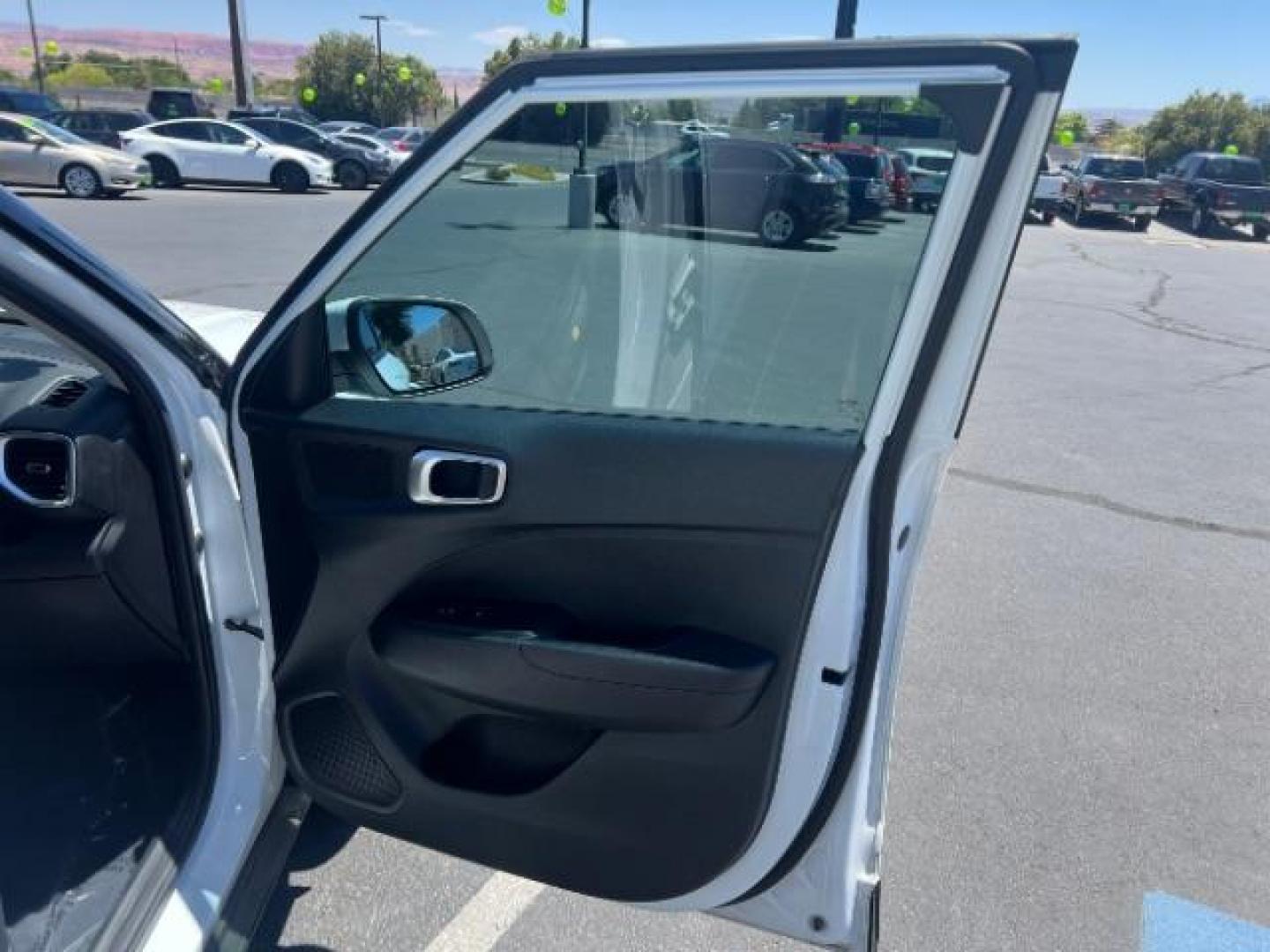 2024 Lunar White /Black Hyundai Venue SEL (KMHRC8A3XRU) with an Smartstream 1.6L I-4 DOHC engine, Automatic transmission, located at 1865 East Red Hills Pkwy, St. George, 84770, (435) 628-0023, 37.120850, -113.543640 - Photo#26