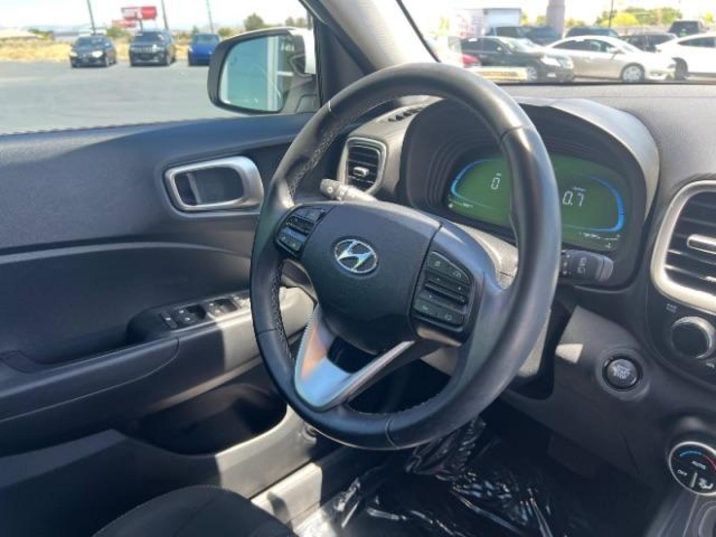 2024 Lunar White /Black Hyundai Venue SEL (KMHRC8A3XRU) with an Smartstream 1.6L I-4 DOHC engine, Automatic transmission, located at 1865 East Red Hills Pkwy, St. George, 84770, (435) 628-0023, 37.120850, -113.543640 - Photo#29
