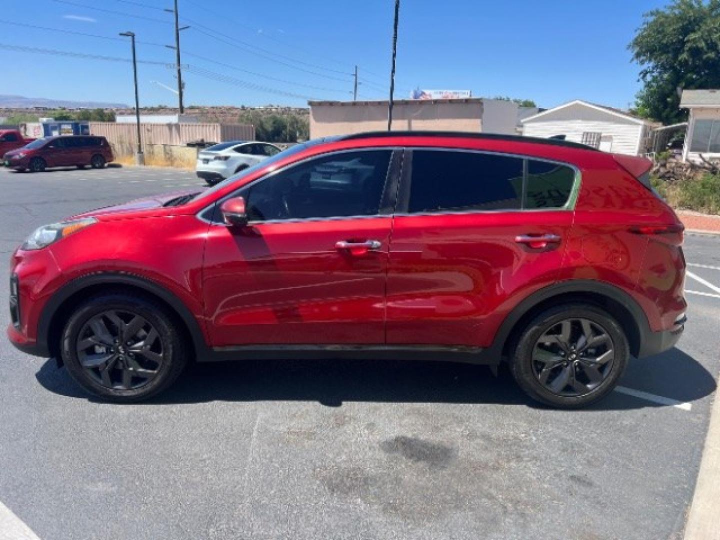 2020 Hyper Red /Black Kia Sportage S (KNDP63AC2L7) with an Theta II 2.4L I-4 gasoline direct injection engine, Automatic transmission, located at 1865 East Red Hills Pkwy, St. George, 84770, (435) 628-0023, 37.120850, -113.543640- Photo#3