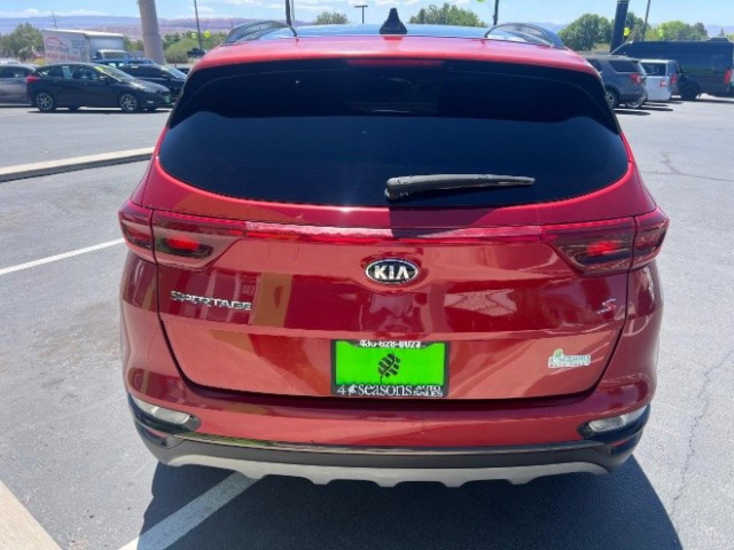 2020 Hyper Red /Black Kia Sportage S (KNDP63AC2L7) with an Theta II 2.4L I-4 gasoline direct injection engine, Automatic transmission, located at 1865 East Red Hills Pkwy, St. George, 84770, (435) 628-0023, 37.120850, -113.543640- Photo#5