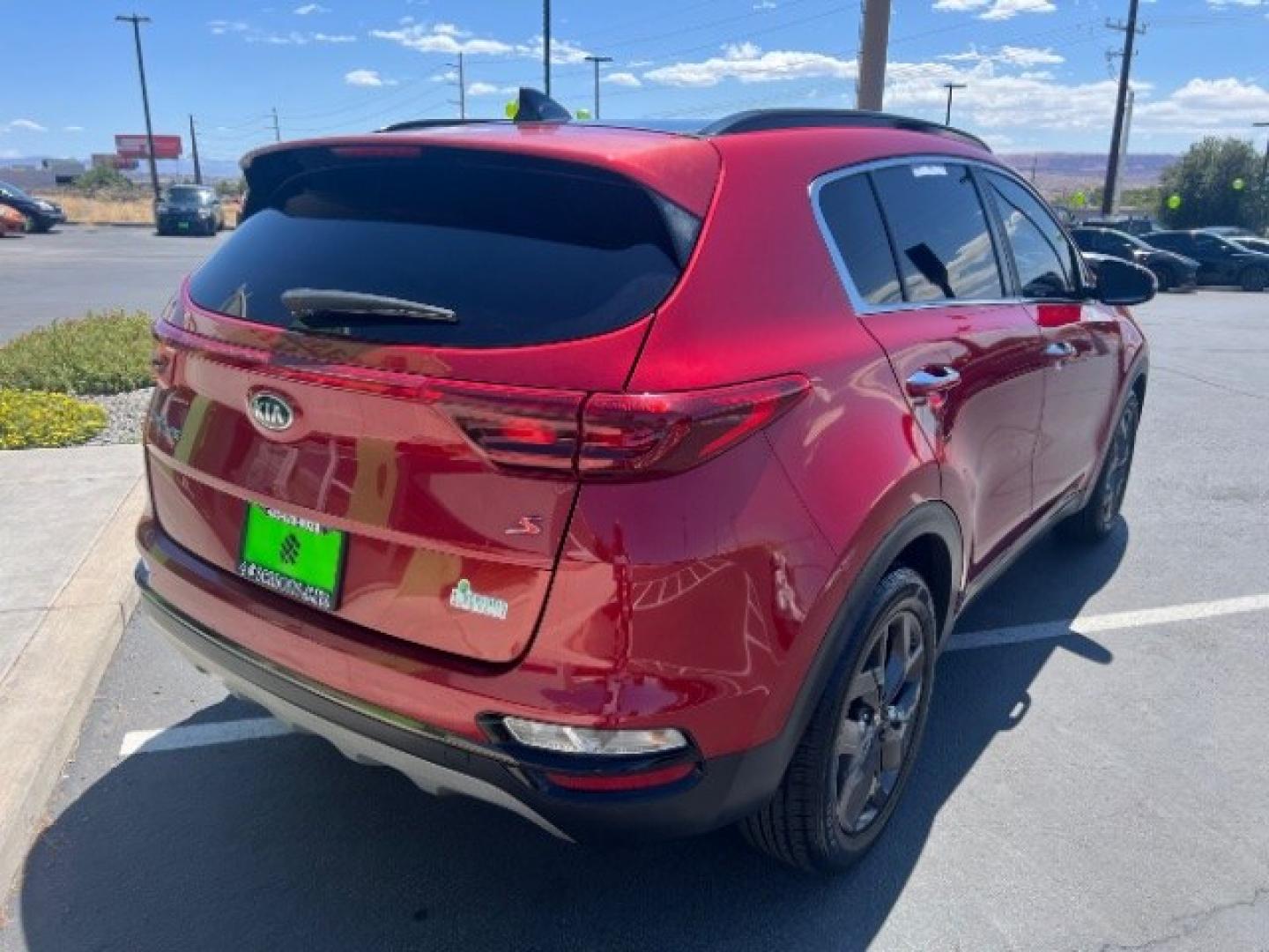 2020 Hyper Red /Black Kia Sportage S (KNDP63AC2L7) with an Theta II 2.4L I-4 gasoline direct injection engine, Automatic transmission, located at 1865 East Red Hills Pkwy, St. George, 84770, (435) 628-0023, 37.120850, -113.543640- Photo#6