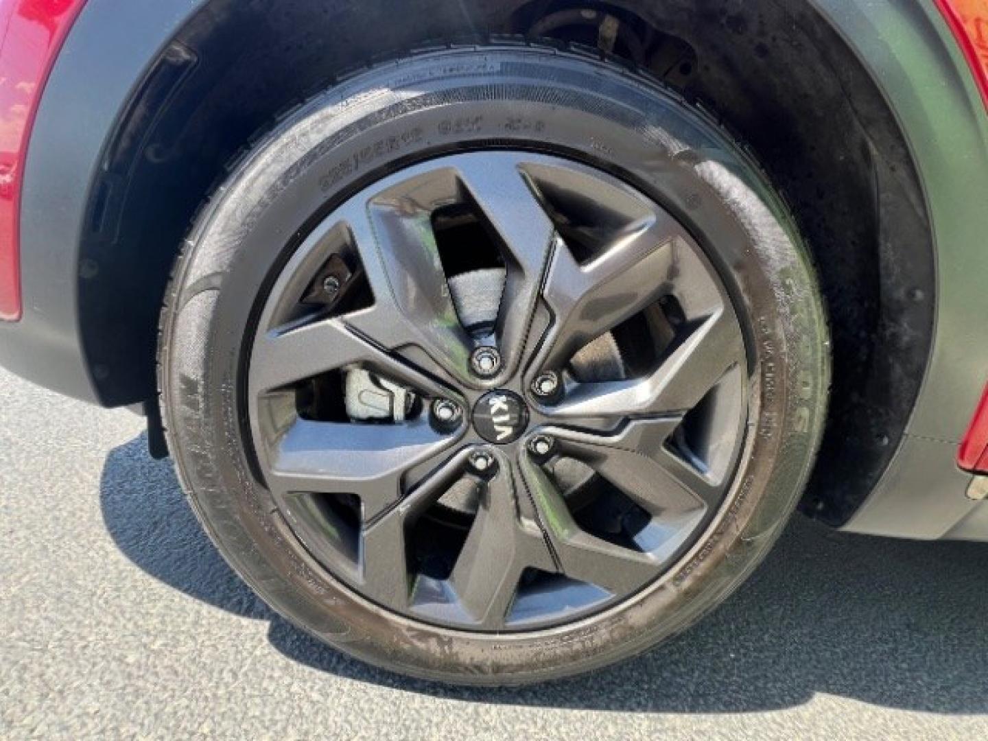 2020 Hyper Red /Black Kia Sportage S (KNDP63AC2L7) with an Theta II 2.4L I-4 gasoline direct injection engine, Automatic transmission, located at 1865 East Red Hills Pkwy, St. George, 84770, (435) 628-0023, 37.120850, -113.543640- Photo#10