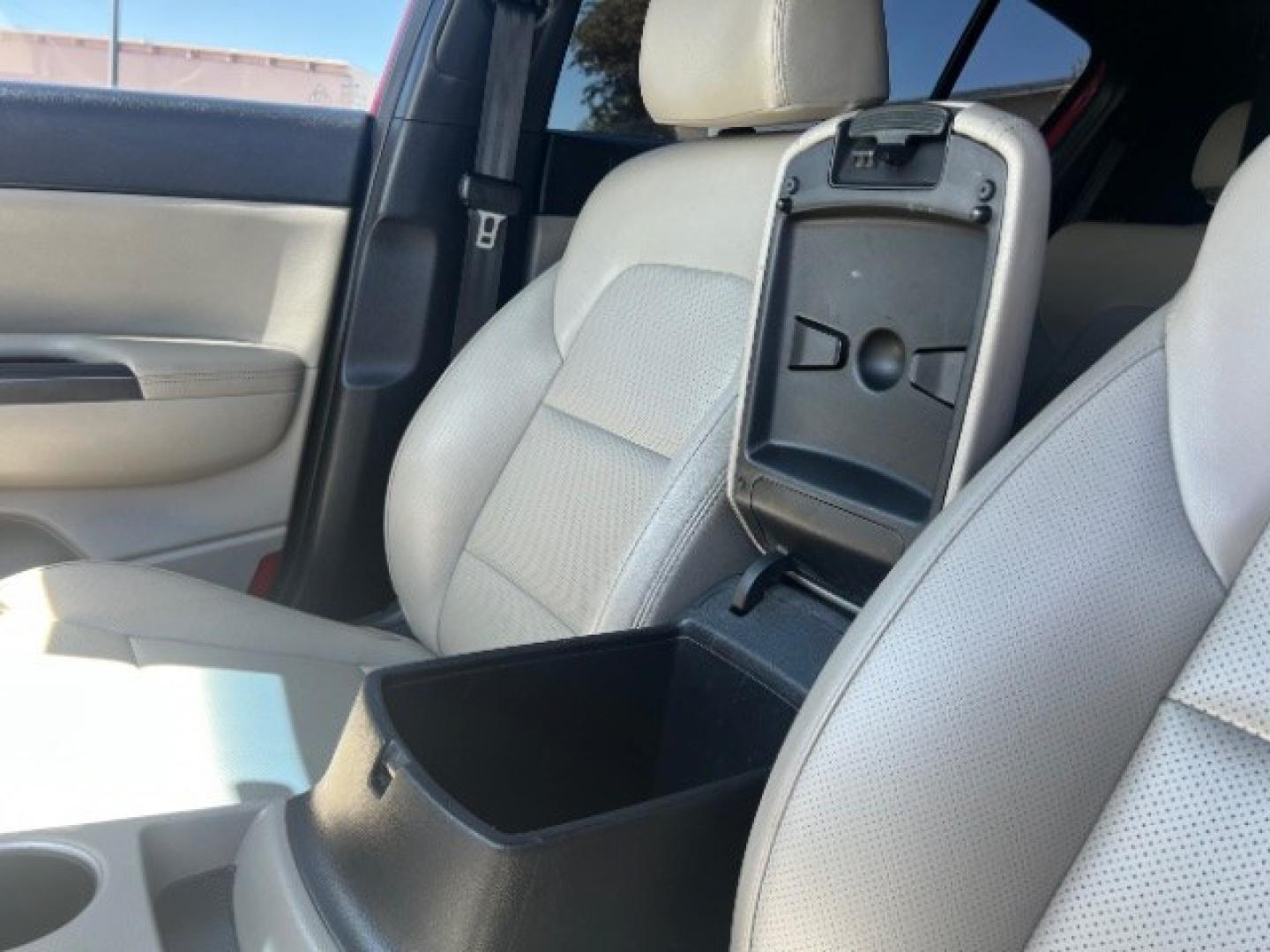 2020 Hyper Red /Black Kia Sportage S (KNDP63AC2L7) with an Theta II 2.4L I-4 gasoline direct injection engine, Automatic transmission, located at 1865 East Red Hills Pkwy, St. George, 84770, (435) 628-0023, 37.120850, -113.543640- Photo#19