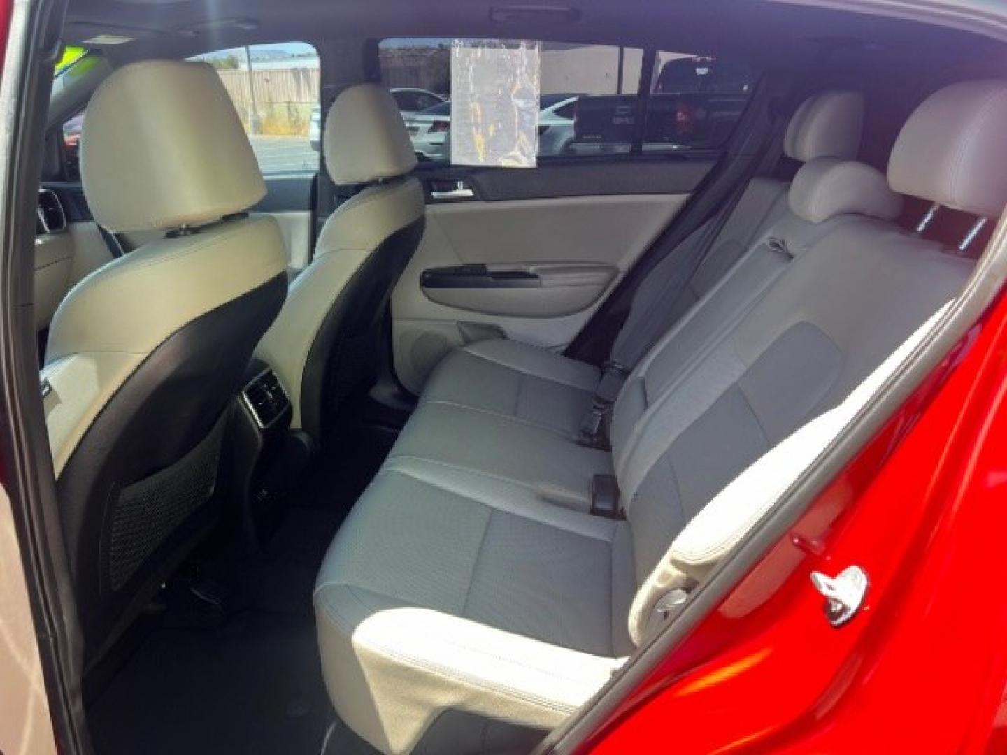 2020 Hyper Red /Black Kia Sportage S (KNDP63AC2L7) with an Theta II 2.4L I-4 gasoline direct injection engine, Automatic transmission, located at 1865 East Red Hills Pkwy, St. George, 84770, (435) 628-0023, 37.120850, -113.543640- Photo#21