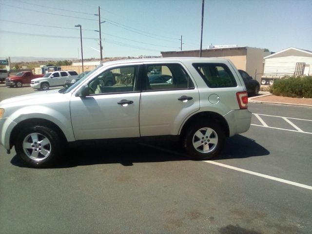 photo of 2011 Ford Escape XLS