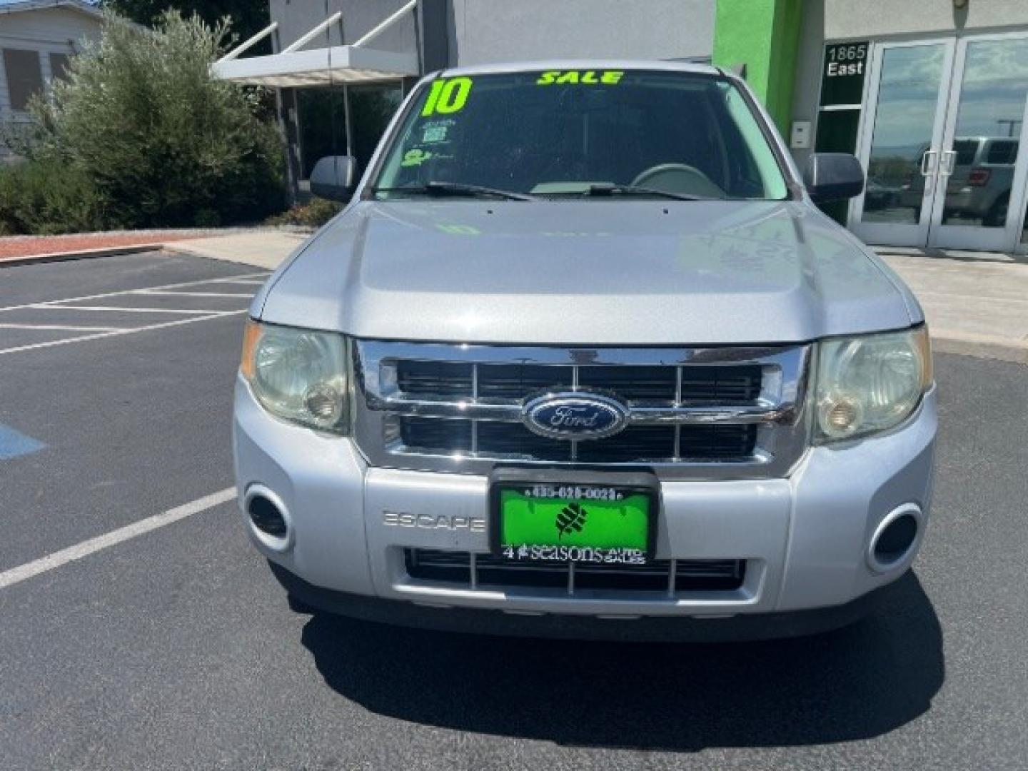 2011 Ingot Silver Metallic /Stone Ford Escape XLS (1FMCU0C74BK) with an Duratec 2.5L I-4 DOHC engine, Automatic transmission, located at 1865 East Red Hills Pkwy, St. George, 84770, (435) 628-0023, 37.120850, -113.543640- Photo#1