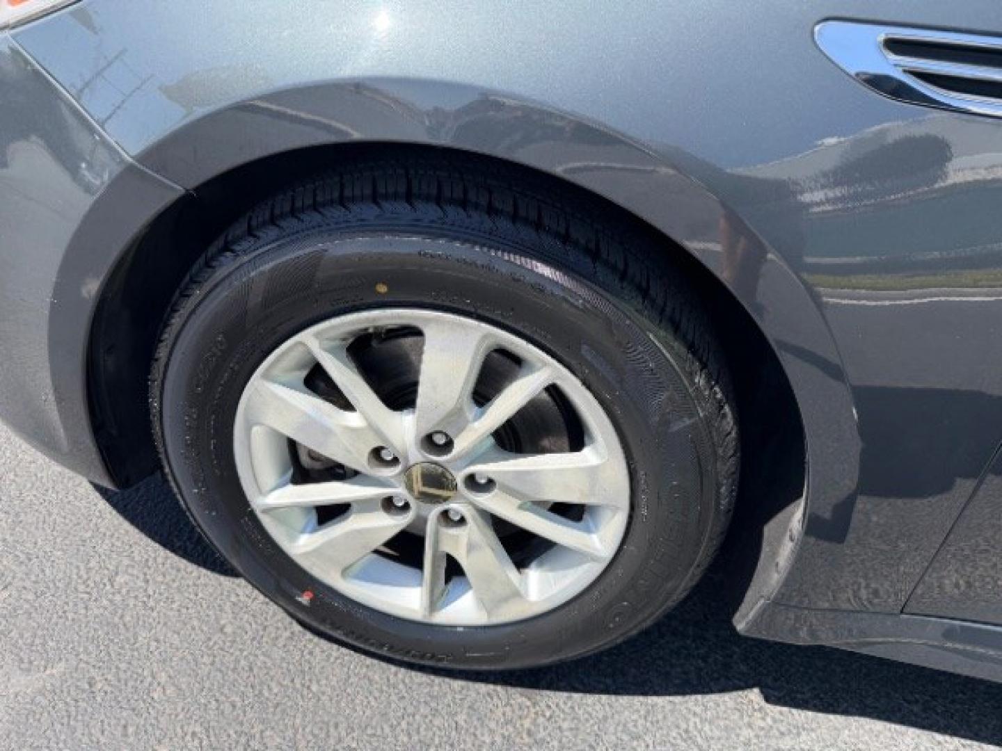 2016 Titanium Gray /Beige Kia Optima LX (5XXGT4L3XGG) with an Theta II 2.4L I-4 gasoline direct injection engine, Automatic transmission, located at 940 North Main Street, Cedar City, UT, 84720, (435) 628-0023, 37.692936, -113.061897 - We specialize in helping ALL people get the best financing available. No matter your credit score, good, bad or none we can get you an amazing rate. Had a bankruptcy, divorce, or repossessions? We give you the green light to get your credit back on the road. Low down and affordable payments that fit- Photo#14