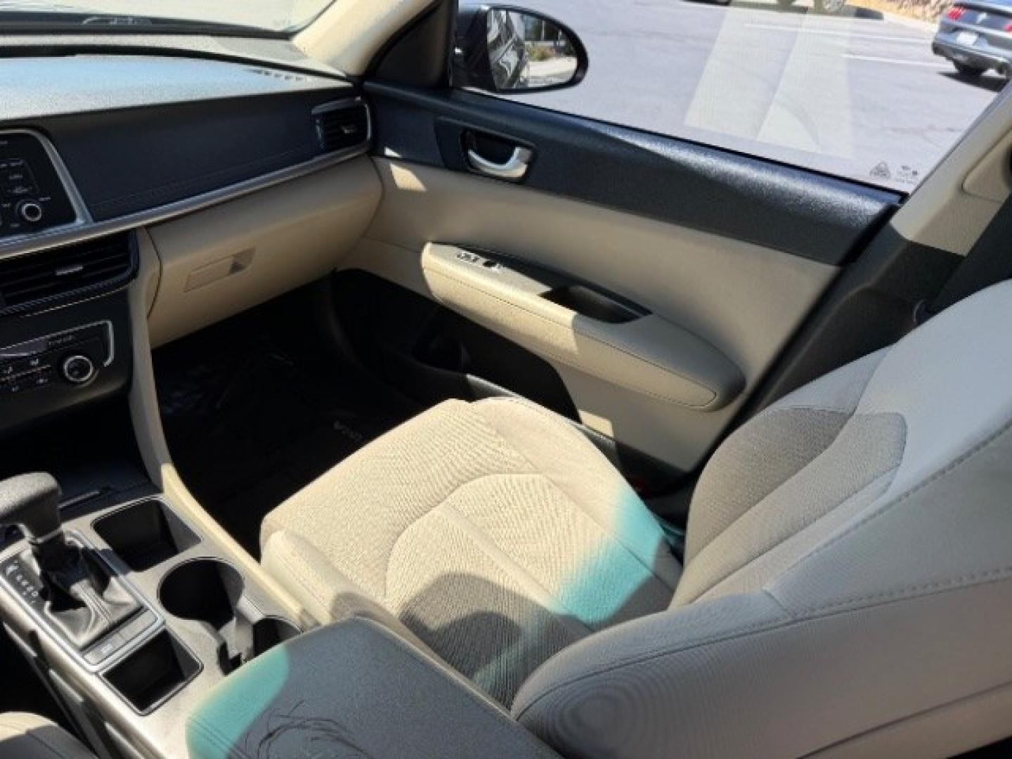 2016 Titanium Gray /Beige Kia Optima LX (5XXGT4L3XGG) with an Theta II 2.4L I-4 gasoline direct injection engine, Automatic transmission, located at 940 North Main Street, Cedar City, UT, 84720, (435) 628-0023, 37.692936, -113.061897 - We specialize in helping ALL people get the best financing available. No matter your credit score, good, bad or none we can get you an amazing rate. Had a bankruptcy, divorce, or repossessions? We give you the green light to get your credit back on the road. Low down and affordable payments that fit- Photo#16