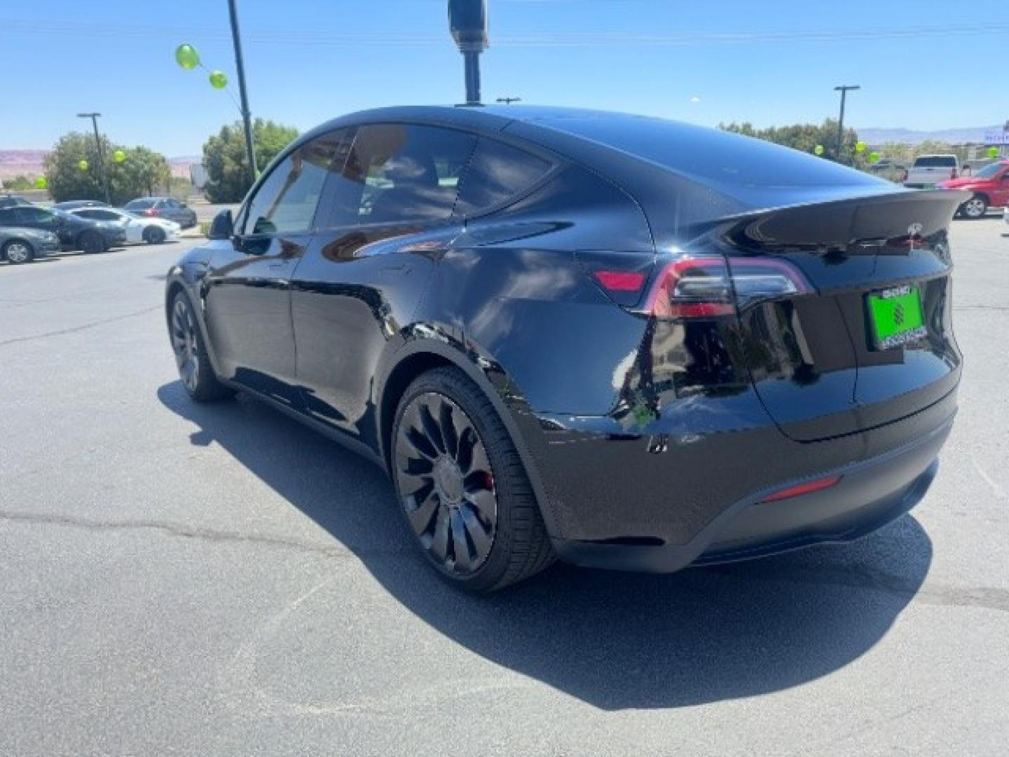2022 Solid Black /Black Tesla Model Y Performance Dual Motor All-Wheel Drive (7SAYGDEFXNF) , located at 1865 East Red Hills Pkwy, St. George, 84770, (435) 628-0023, 37.120850, -113.543640 - Excellent Tesla Model Y Long Range All Wheel Drive Performance with FSD PAID FOR ($8k Full Self Driving Subscription fully transfers to new owner. Lock in FSD for life! 5 Seats HW3, Interior and exterior in great condition. Small scratches and dings as pictured. Every Tesla we sell has had cabin ai- Photo#5