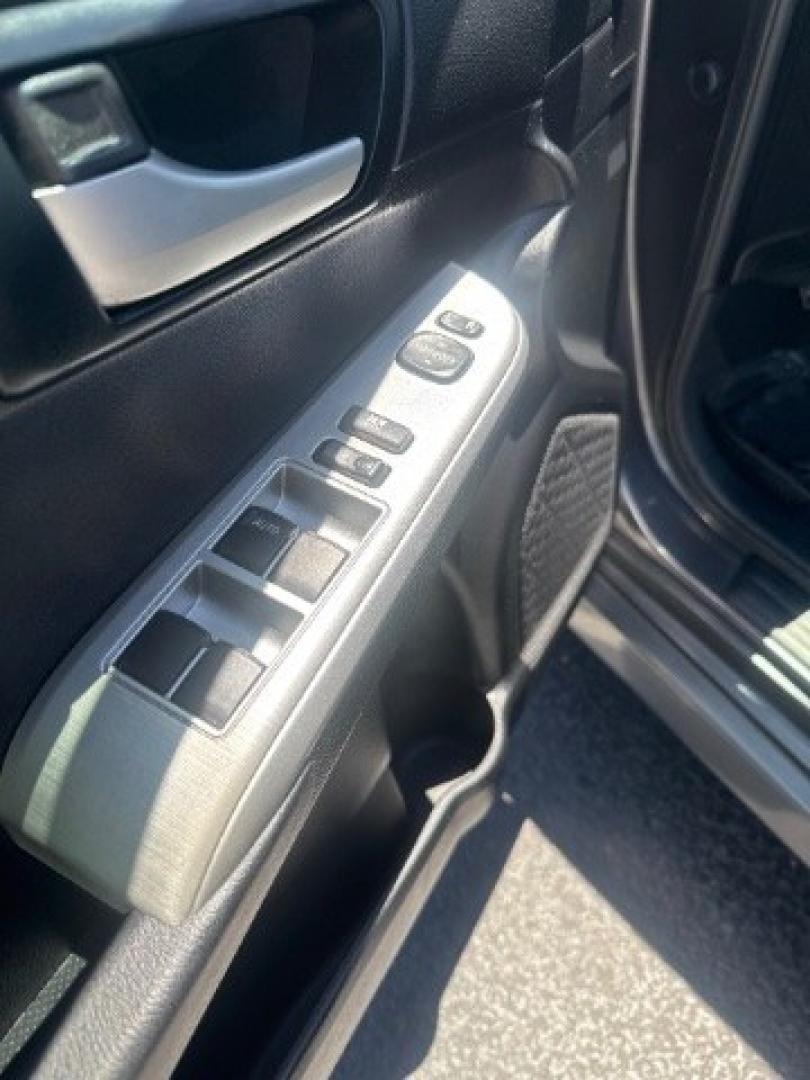 2014 Cosmic Gray Mica /Ash Toyota Camry L | LE | XLE | SE | SE Sport (4T1BF1FK8EU) with an 2.5L I-4 DOHC engine, Automatic transmission, located at 1865 East Red Hills Pkwy, St. George, 84770, (435) 628-0023, 37.120850, -113.543640 - We specialize in helping ALL people get the best financing available. No matter your credit score, good, bad or none we can get you an amazing rate. Had a bankruptcy, divorce, or repossessions? We give you the green light to get your credit back on the road. Low down and affordable payments that fit- Photo#12