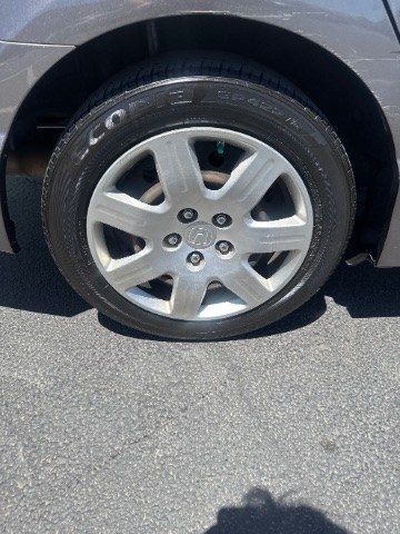 2009 Polished Metal Metallic /Gray Honda Civic LX (19XFA165X9E) with an 1.8L I-4 i-VTEC variable valve control engine, Automatic transmission, located at 1865 East Red Hills Pkwy, St. George, 84770, (435) 628-0023, 37.120850, -113.543640 - We specialize in helping ALL people get the best financing available. No matter your credit score, good, bad or none we can get you an amazing rate. Had a bankruptcy, divorce, or repossessions? We give you the green light to get your credit back on the road. Low down and affordable payments that fit- Photo#9