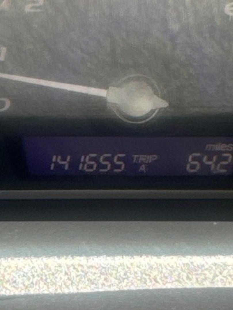 2009 Polished Metal Metallic /Gray Honda Civic LX (19XFA165X9E) with an 1.8L I-4 i-VTEC variable valve control engine, Automatic transmission, located at 1865 East Red Hills Pkwy, St. George, 84770, (435) 628-0023, 37.120850, -113.543640- Photo#14