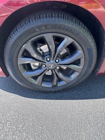 2020 Velvet Red Pearlcoat /Black/Alloy Chrysler Pacifica Touring (2C4RC1FG8LR) with an 3.6L V-6 DOHC engine, Automatic transmission, located at 1865 East Red Hills Pkwy, St. George, 84770, (435) 628-0023, 37.120850, -113.543640 - We specialize in helping ALL people get the best financing available. No matter your credit score, good, bad or none we can get you an amazing rate. Had a bankruptcy, divorce, or repossessions? We give you the green light to get your credit back on the road. Low down and affordable payments that fit- Photo#15