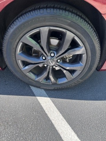 2020 Velvet Red Pearlcoat /Black/Alloy Chrysler Pacifica Touring (2C4RC1FG8LR) with an 3.6L V-6 DOHC engine, Automatic transmission, located at 1865 East Red Hills Pkwy, St. George, 84770, (435) 628-0023, 37.120850, -113.543640 - We specialize in helping ALL people get the best financing available. No matter your credit score, good, bad or none we can get you an amazing rate. Had a bankruptcy, divorce, or repossessions? We give you the green light to get your credit back on the road. Low down and affordable payments that fit- Photo#16