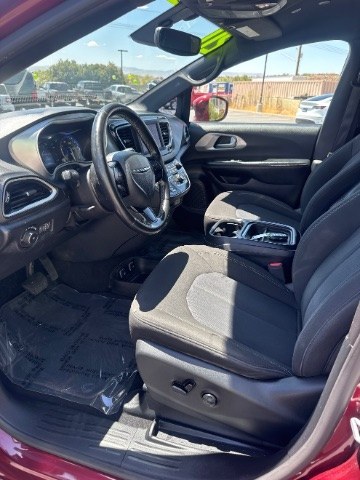 2020 Velvet Red Pearlcoat /Black/Alloy Chrysler Pacifica Touring (2C4RC1FG8LR) with an 3.6L V-6 DOHC engine, Automatic transmission, located at 1865 East Red Hills Pkwy, St. George, 84770, (435) 628-0023, 37.120850, -113.543640 - We specialize in helping ALL people get the best financing available. No matter your credit score, good, bad or none we can get you an amazing rate. Had a bankruptcy, divorce, or repossessions? We give you the green light to get your credit back on the road. Low down and affordable payments that fit- Photo#21