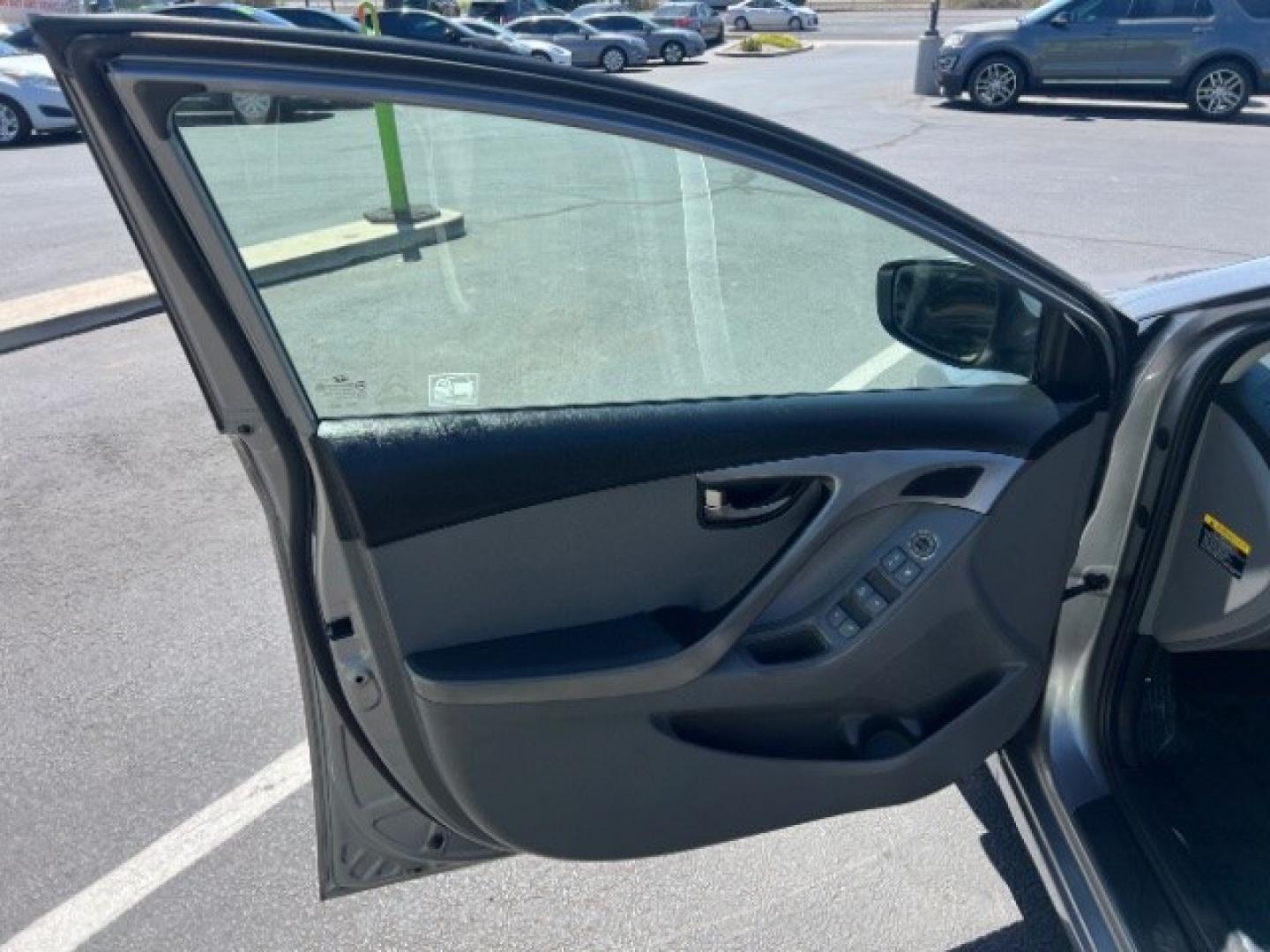 2013 Shimmering Air Silver /Gray Hyundai Elantra GLS (KMHDH4AE4DU) with an 1.8L I-4 DOHC engine, Automatic transmission, located at 1865 East Red Hills Pkwy, St. George, 84770, (435) 628-0023, 37.120850, -113.543640 - We specialize in helping ALL people get the best financing available. No matter your credit score, good, bad or none we can get you an amazing rate. Had a bankruptcy, divorce, or repossessions? We give you the green light to get your credit back on the road. Low down and affordable payments that fit- Photo#12