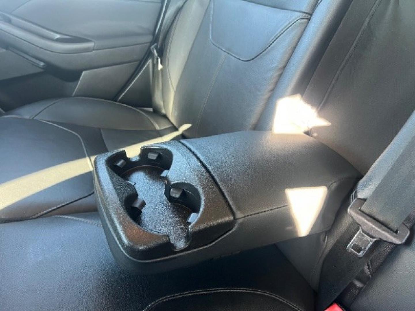 2015 Magnetic /Charcoal Black Ford Focus SE (1FADP3K25FL) with an 2L I-4 gasoline direct injection engine, Automatic transmission, located at 940 North Main Street, Cedar City, UT, 84720, (435) 628-0023, 37.692936, -113.061897 - We specialize in helping ALL people get the best financing available. No matter your credit score, good, bad or none we can get you an amazing rate. Had a bankruptcy, divorce, or repossessions? We give you the green light to get your credit back on the road. Low down and affordable payments that fit- Photo#21
