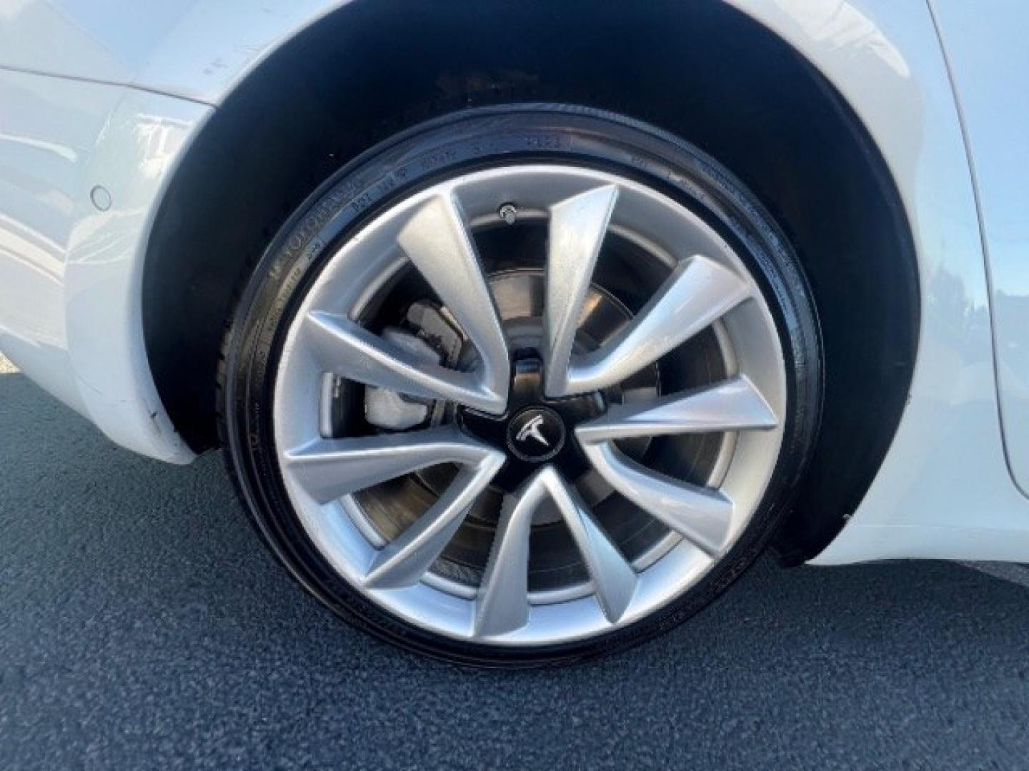 2019 Pearl White Multi-Coat /Black Tesla Model 3 Long Range (5YJ3E1EA3KF) with an ELECTRIC engine, Electric transmission, located at 1865 East Red Hills Pkwy, St. George, 84770, (435) 628-0023, 37.120850, -113.543640 - Excellent Tesla Model 3 Long Range All Wheel Drive. 5 Seats HW3. Small scratches and dings as pictured. Every Tesla we sell has had cabin air filter replaced, radiator cleaned, fluids topped AND comes with a mobile charging kit! Battery is healthy and gets 330 on full charge!!! ReCurrent report Ex- Photo#13
